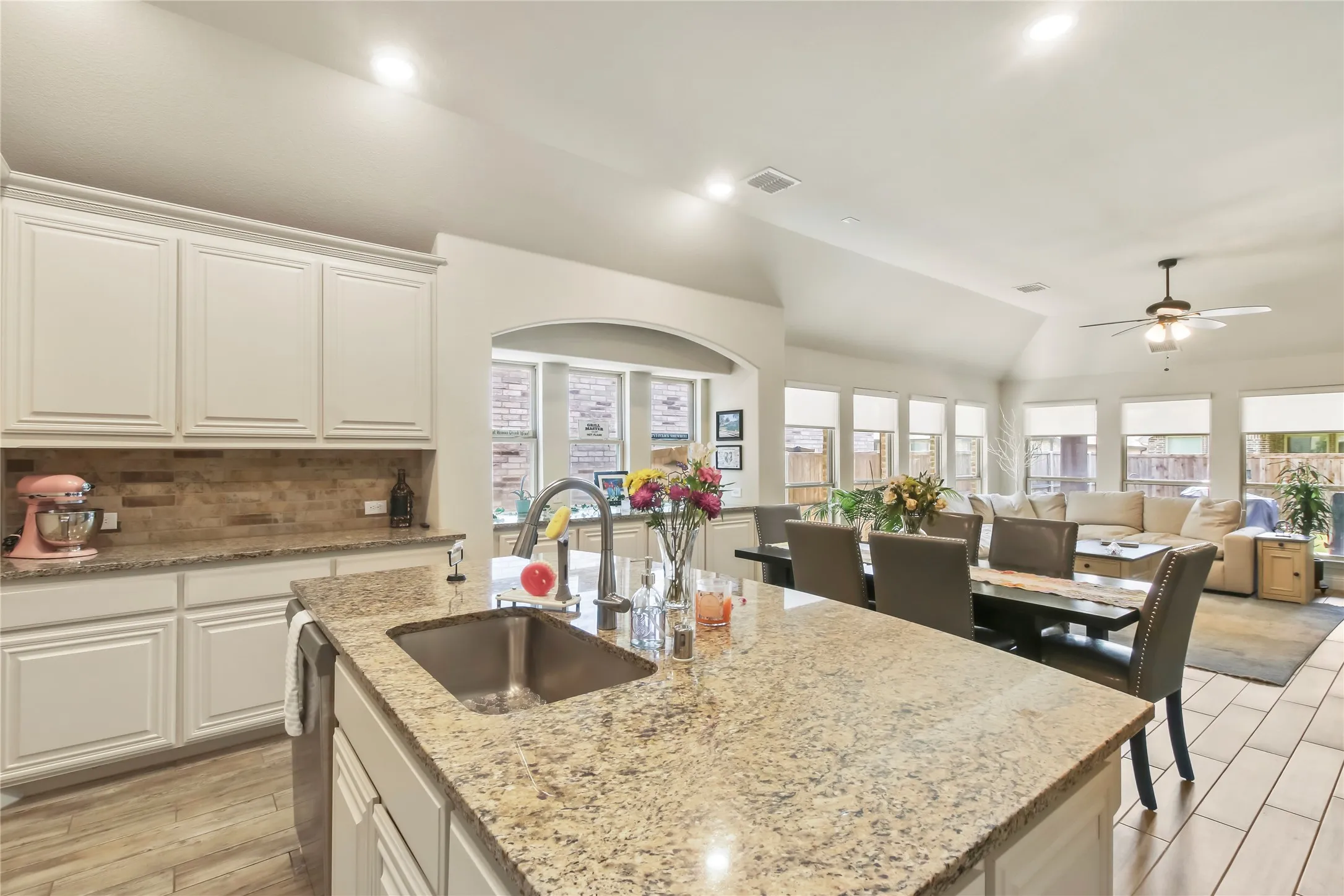 Single Family Residence For Sale in Denton County , 1316 Stoneleigh Place, Aubrey, Texas 76227, 4 Bedrooms, 3 Bathrooms, 2 Garage spaces, 2,456 Sqft, built in 2021, Price $419,000, mls#21267299, Real Estate Agent in Aubrey, Homes For Sale in Denton county, Homes For Sale in Aubrey, Realtor in Aubrey Texas, Real Estate Brokerage Independent Realty Texas, Luminita Cordes Realtor