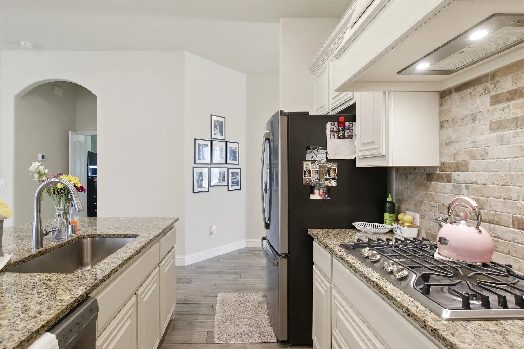Single Family Residence For Sale in Denton County , 1316 Stoneleigh Place, Aubrey, Texas 76227, 4 Bedrooms, 3 Bathrooms, 2 Garage spaces, 2,456 Sqft, built in 2021, Price $419,000, mls#21267299, Real Estate Agent in Aubrey, Homes For Sale in Denton county, Homes For Sale in Aubrey, Realtor in Aubrey Texas, Real Estate Brokerage Independent Realty Texas, Luminita Cordes Realtor