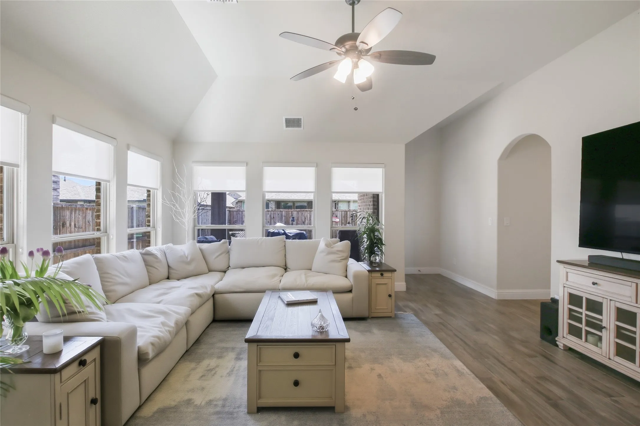 Single Family Residence For Sale in Denton County , 1316 Stoneleigh Place, Aubrey, Texas 76227, 4 Bedrooms, 3 Bathrooms, 2 Garage spaces, 2,456 Sqft, built in 2021, Price $419,000, mls#21267299, Real Estate Agent in Aubrey, Homes For Sale in Denton county, Homes For Sale in Aubrey, Realtor in Aubrey Texas, Real Estate Brokerage Independent Realty Texas, Luminita Cordes Realtor