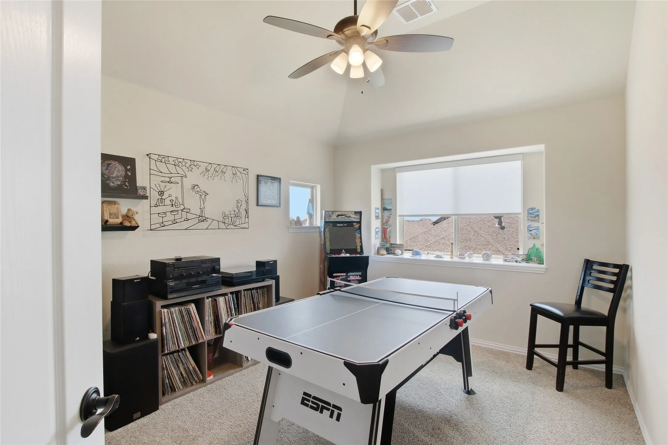 Single Family Residence For Sale in Denton County , 1316 Stoneleigh Place, Aubrey, Texas 76227, 4 Bedrooms, 3 Bathrooms, 2 Garage spaces, 2,456 Sqft, built in 2021, Price $419,000, mls#21267299, Real Estate Agent in Aubrey, Homes For Sale in Denton county, Homes For Sale in Aubrey, Realtor in Aubrey Texas, Real Estate Brokerage Independent Realty Texas, Luminita Cordes Realtor
