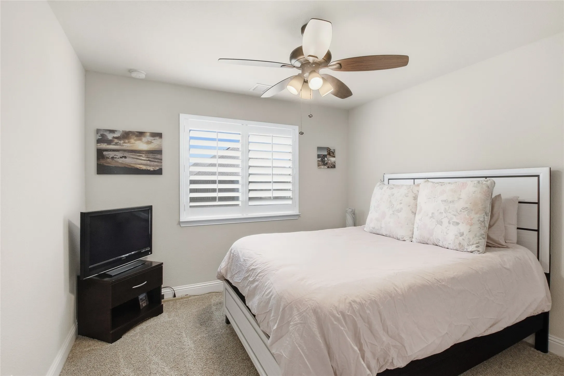 Single Family Residence For Sale in Denton County , 1316 Stoneleigh Place, Aubrey, Texas 76227, 4 Bedrooms, 3 Bathrooms, 2 Garage spaces, 2,456 Sqft, built in 2021, Price $419,000, mls#21267299, Real Estate Agent in Aubrey, Homes For Sale in Denton county, Homes For Sale in Aubrey, Realtor in Aubrey Texas, Real Estate Brokerage Independent Realty Texas, Luminita Cordes Realtor
