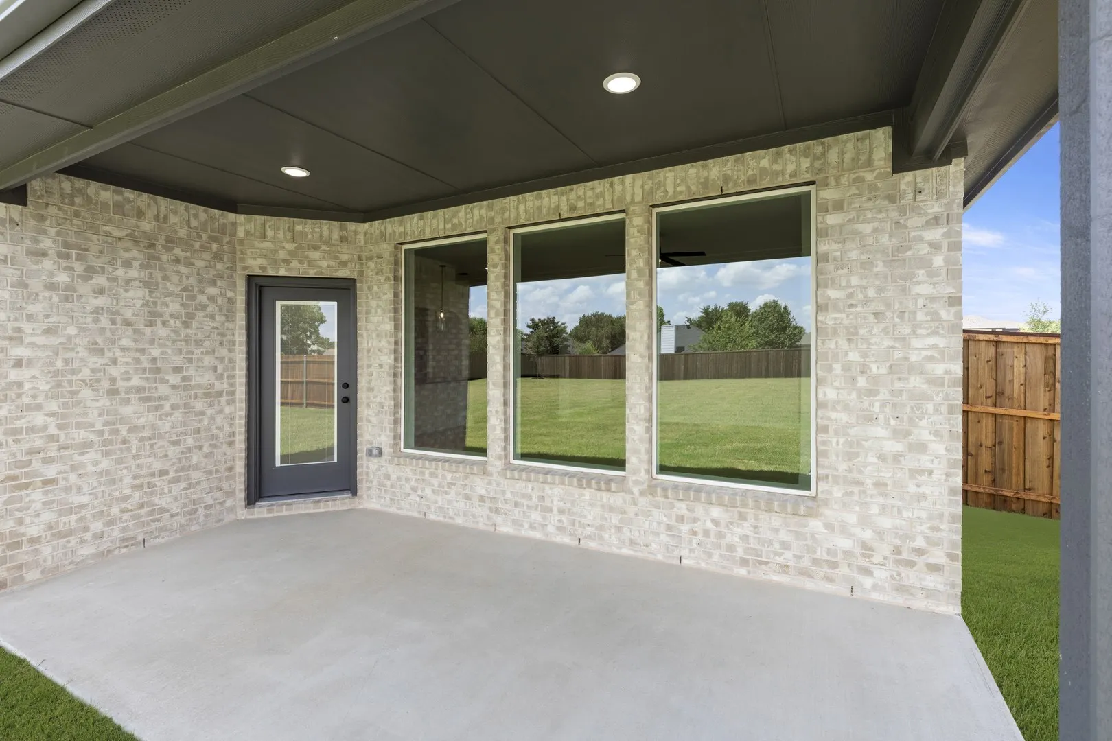 DFW-Lovers Landing-Concept 2464-415 Heritage Hill Drive-Patio-Risewell Homes