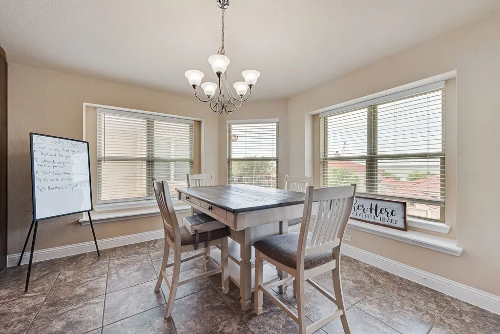 Single Family Residence For Sale in Rockwall County , 1913 Huron Drive, Rockwall, Texas 75087, 3 Bedroom, 3 Bathroom, 2 Garage spaces, 2,467 Sqft, built in 2015, mls#21266520, Real Estate Agent in Rockwall, Homes For Sale in Rockwall county, Homes For Sale in Rockwall, Realtor in Rockwall Texas, Real Estate Brokerage Independent Realty Texas, Luminita Cordes Realtor