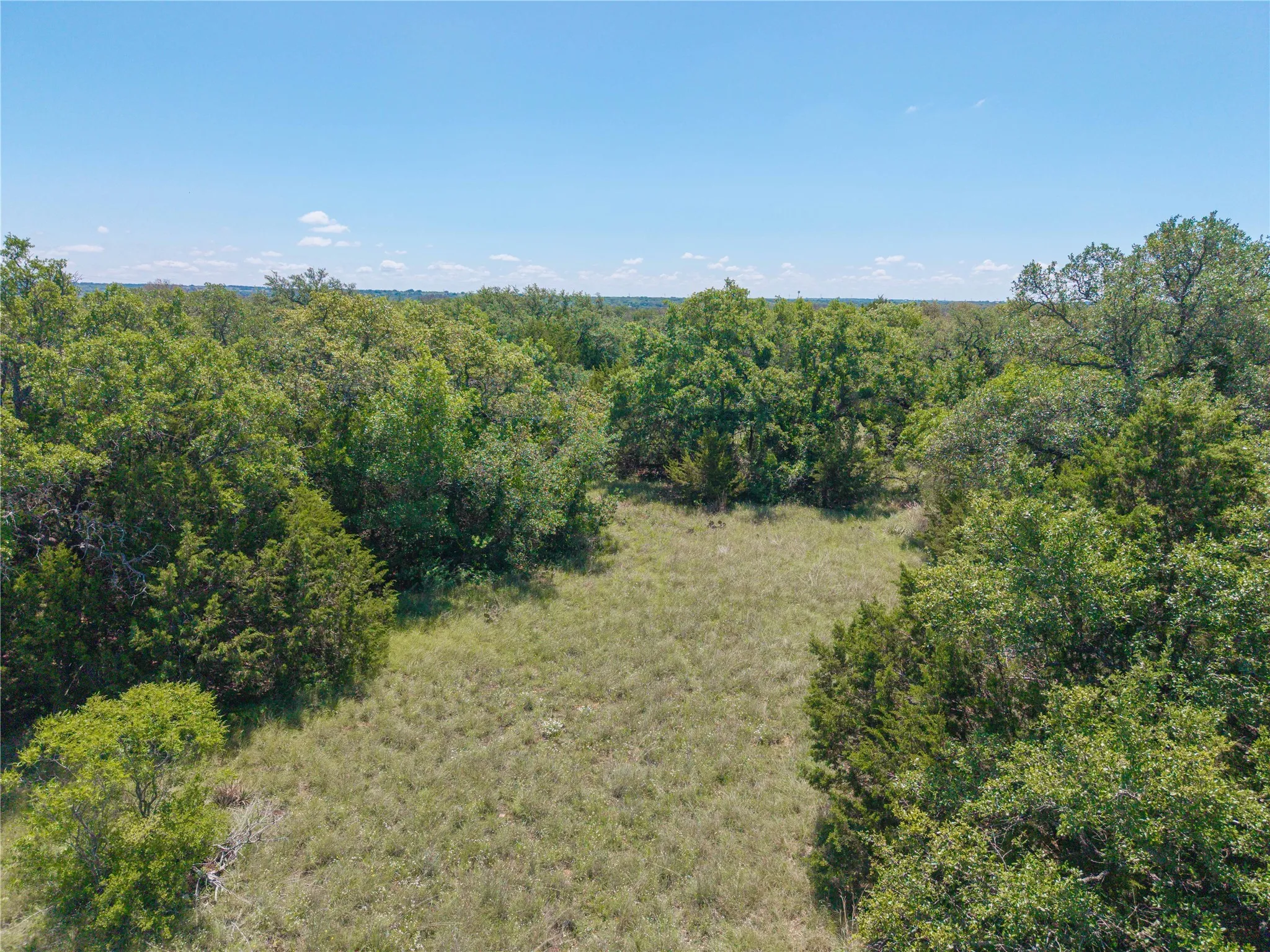 Single Family Residence For Sale in Brown County , 346 Whispering Oaks Lane, Early, Texas 76802, 4 Bedroom, 2 Bathroom, Garage spaces, 1,432 Sqft, built in 1987, mls#21267696, Real Estate Agent in Early, Homes For Sale in Brown county, Homes For Sale in Early, Realtor in Early Texas, Real Estate Brokerage Independent Realty Texas, Luminita Cordes Realtor
