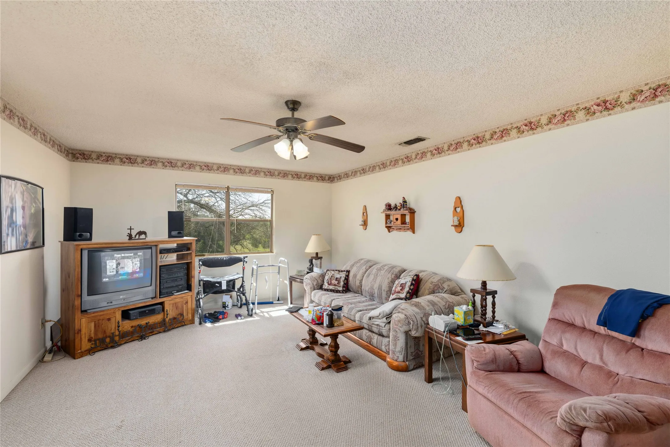 Single Family Residence For Sale in Brown County , 346 Whispering Oaks Lane, Early, Texas 76802, 4 Bedroom, 2 Bathroom, Garage spaces, 1,432 Sqft, built in 1987, mls#21267696, Real Estate Agent in Early, Homes For Sale in Brown county, Homes For Sale in Early, Realtor in Early Texas, Real Estate Brokerage Independent Realty Texas, Luminita Cordes Realtor