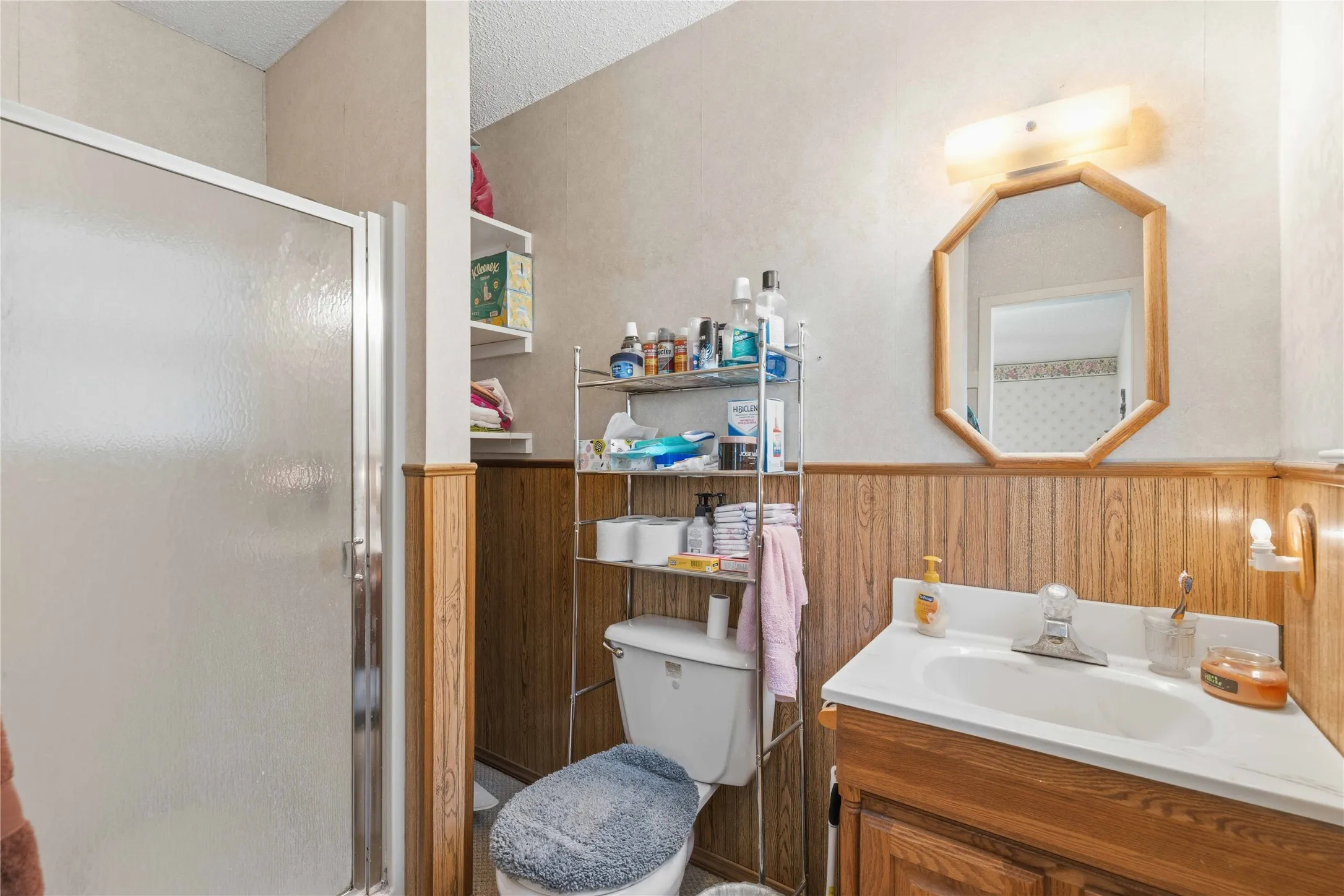 Single Family Residence For Sale in Brown County , 346 Whispering Oaks Lane, Early, Texas 76802, 4 Bedroom, 2 Bathroom, Garage spaces, 1,432 Sqft, built in 1987, mls#21267696, Real Estate Agent in Early, Homes For Sale in Brown county, Homes For Sale in Early, Realtor in Early Texas, Real Estate Brokerage Independent Realty Texas, Luminita Cordes Realtor