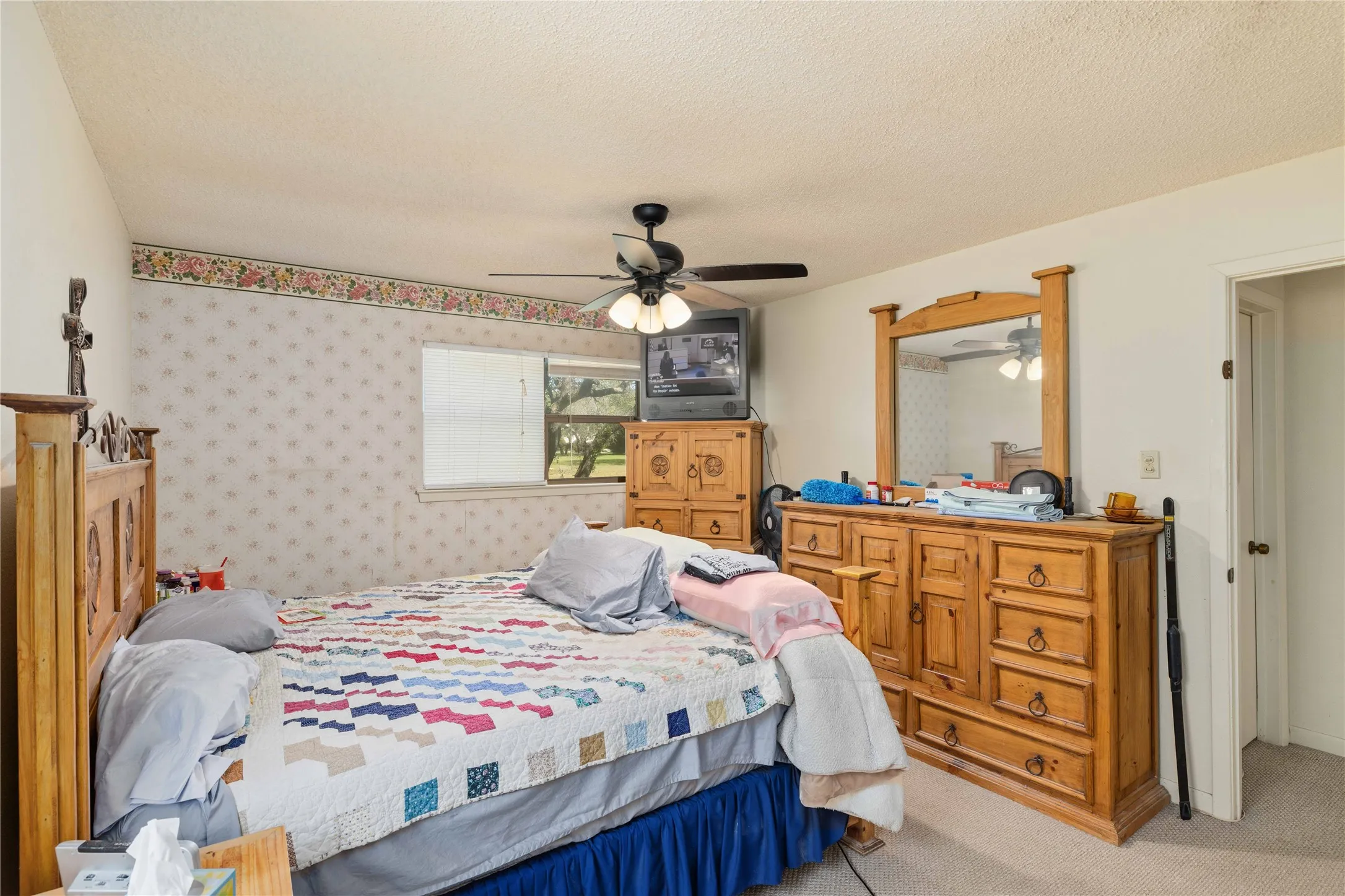 Single Family Residence For Sale in Brown County , 346 Whispering Oaks Lane, Early, Texas 76802, 4 Bedroom, 2 Bathroom, Garage spaces, 1,432 Sqft, built in 1987, mls#21267696, Real Estate Agent in Early, Homes For Sale in Brown county, Homes For Sale in Early, Realtor in Early Texas, Real Estate Brokerage Independent Realty Texas, Luminita Cordes Realtor