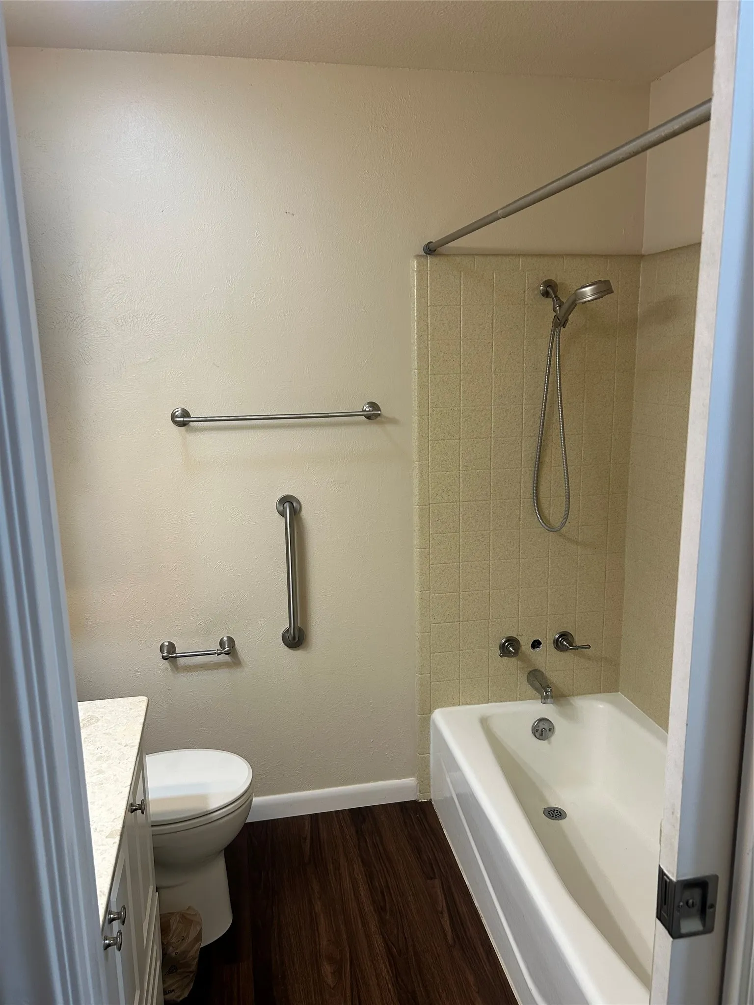 2nd bathroom