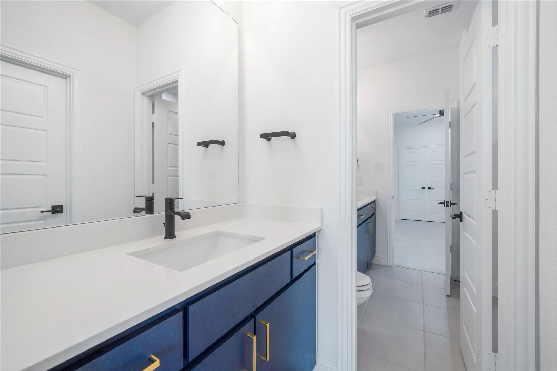 Single Family Residence For Sale in Collin County , 10339 Beaver Dam Drive, Frisco, Texas 75035, 5 Bedroom, 4 Bathroom, 2 Garage spaces, 3,608 Sqft, built in 2024, mls#21263755, Real Estate Agent in Frisco, Homes For Sale in Collin county, Homes For Sale in Frisco, Realtor in Frisco Texas, Real Estate Brokerage Independent Realty Texas, Luminita Cordes Realtor