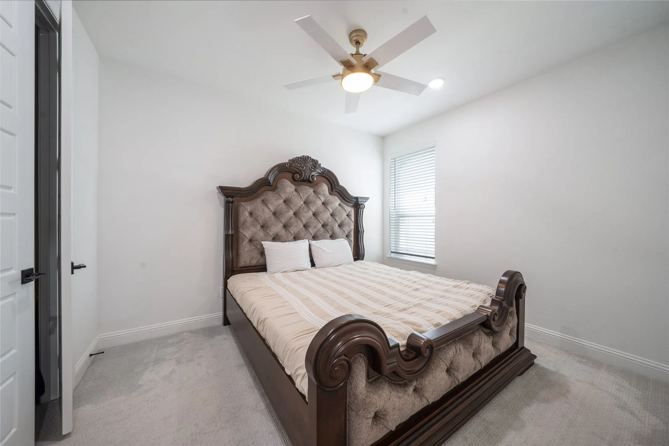 Single Family Residence For Sale in Collin County , 10339 Beaver Dam Drive, Frisco, Texas 75035, 5 Bedroom, 4 Bathroom, 2 Garage spaces, 3,608 Sqft, built in 2024, mls#21263755, Real Estate Agent in Frisco, Homes For Sale in Collin county, Homes For Sale in Frisco, Realtor in Frisco Texas, Real Estate Brokerage Independent Realty Texas, Luminita Cordes Realtor