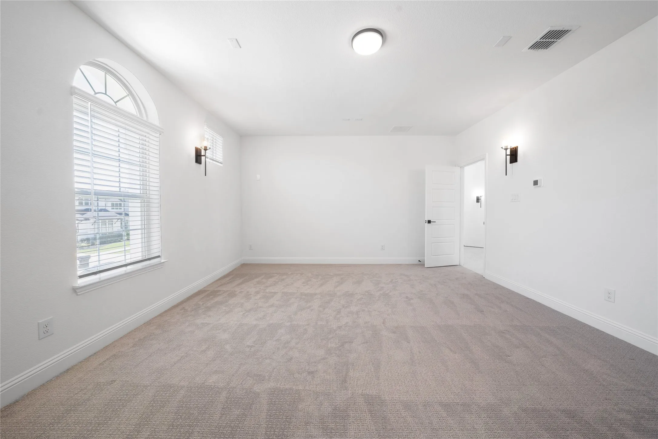 Single Family Residence For Sale in Collin County , 10339 Beaver Dam Drive, Frisco, Texas 75035, 5 Bedroom, 4 Bathroom, 2 Garage spaces, 3,608 Sqft, built in 2024, mls#21263755, Real Estate Agent in Frisco, Homes For Sale in Collin county, Homes For Sale in Frisco, Realtor in Frisco Texas, Real Estate Brokerage Independent Realty Texas, Luminita Cordes Realtor
