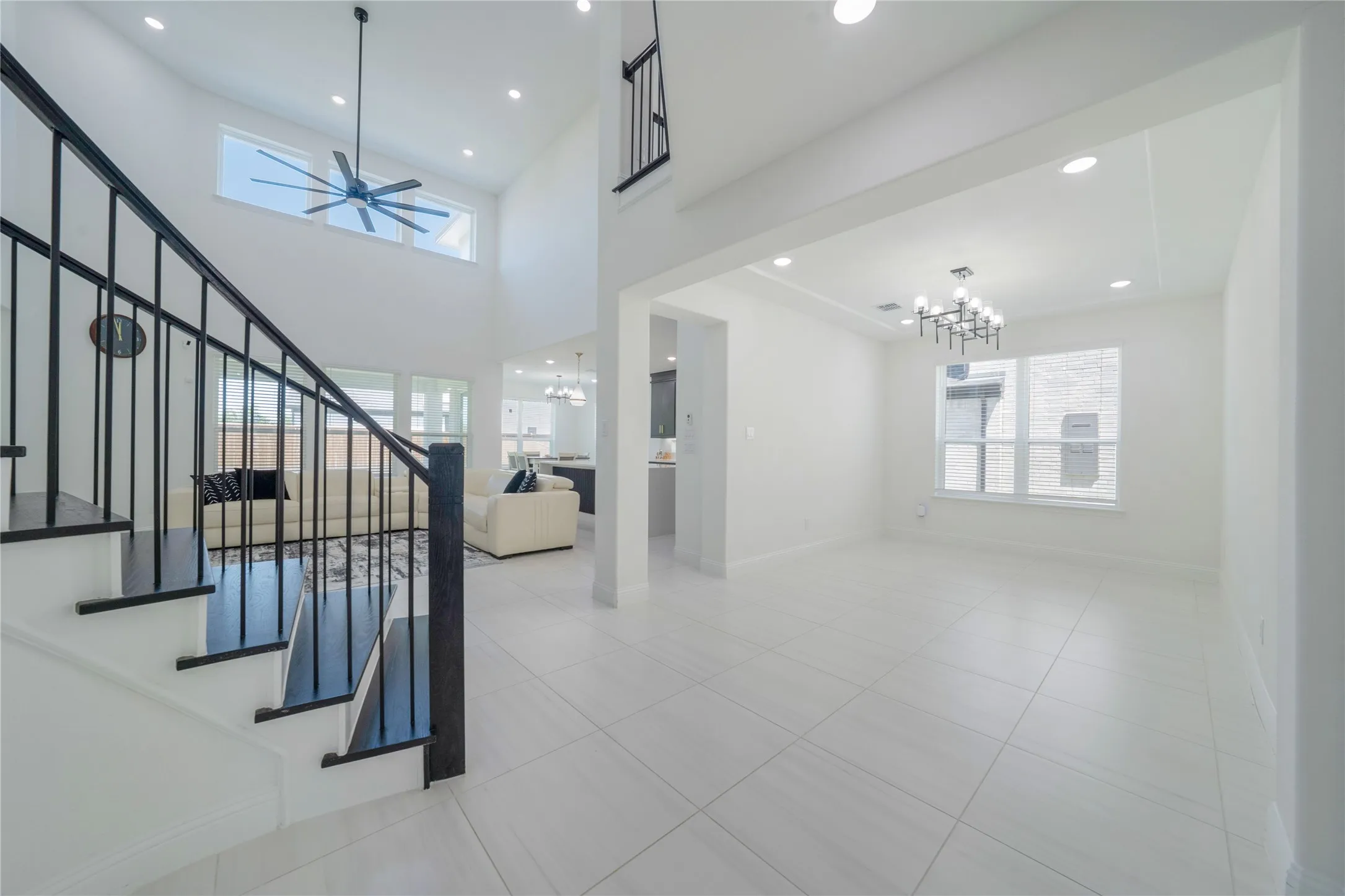 Single Family Residence For Sale in Collin County , 10339 Beaver Dam Drive, Frisco, Texas 75035, 5 Bedroom, 4 Bathroom, 2 Garage spaces, 3,608 Sqft, built in 2024, mls#21263755, Real Estate Agent in Frisco, Homes For Sale in Collin county, Homes For Sale in Frisco, Realtor in Frisco Texas, Real Estate Brokerage Independent Realty Texas, Luminita Cordes Realtor