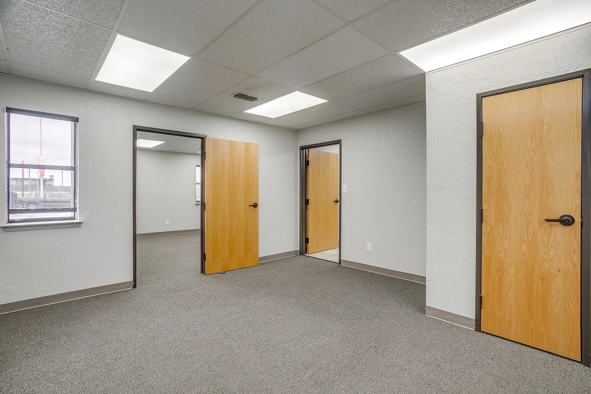 Office For Sale in Tarrant County , 2030 S Las Vegas Trail, White Settlement, Texas 76108, 0, 0, Garage spaces, 0 Sqft, built in 1980, mls#21267811, Real Estate Agent in White Settlement, Homes For Sale in Tarrant county, Homes For Sale in White Settlement, Realtor in White Settlement Texas, Real Estate Brokerage Independent Realty Texas, Luminita Cordes Realtor
