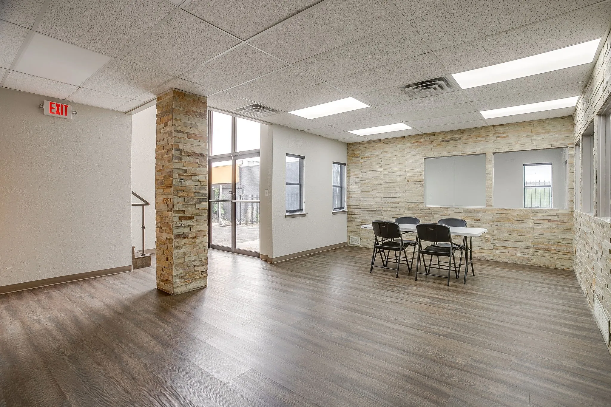Office For Sale in Tarrant County , 2030 S Las Vegas Trail, White Settlement, Texas 76108, 0, 0, Garage spaces, 0 Sqft, built in 1980, mls#21267811, Real Estate Agent in White Settlement, Homes For Sale in Tarrant county, Homes For Sale in White Settlement, Realtor in White Settlement Texas, Real Estate Brokerage Independent Realty Texas, Luminita Cordes Realtor