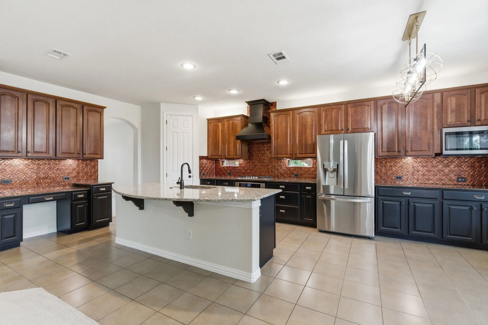 Single Family Residence For Sale in Denton County , 404 Sodbury Court, Roanoke, Texas 76262, 4 Bedrooms, 4 Bathrooms, 2 Garage spaces, 4,205 Sqft, built in 2008, Price $720,000, mls#21267293, Real Estate Agent in Roanoke, Homes For Sale in Denton county, Homes For Sale in Roanoke, Realtor in Roanoke Texas, Real Estate Brokerage Independent Realty Texas, Luminita Cordes Realtor