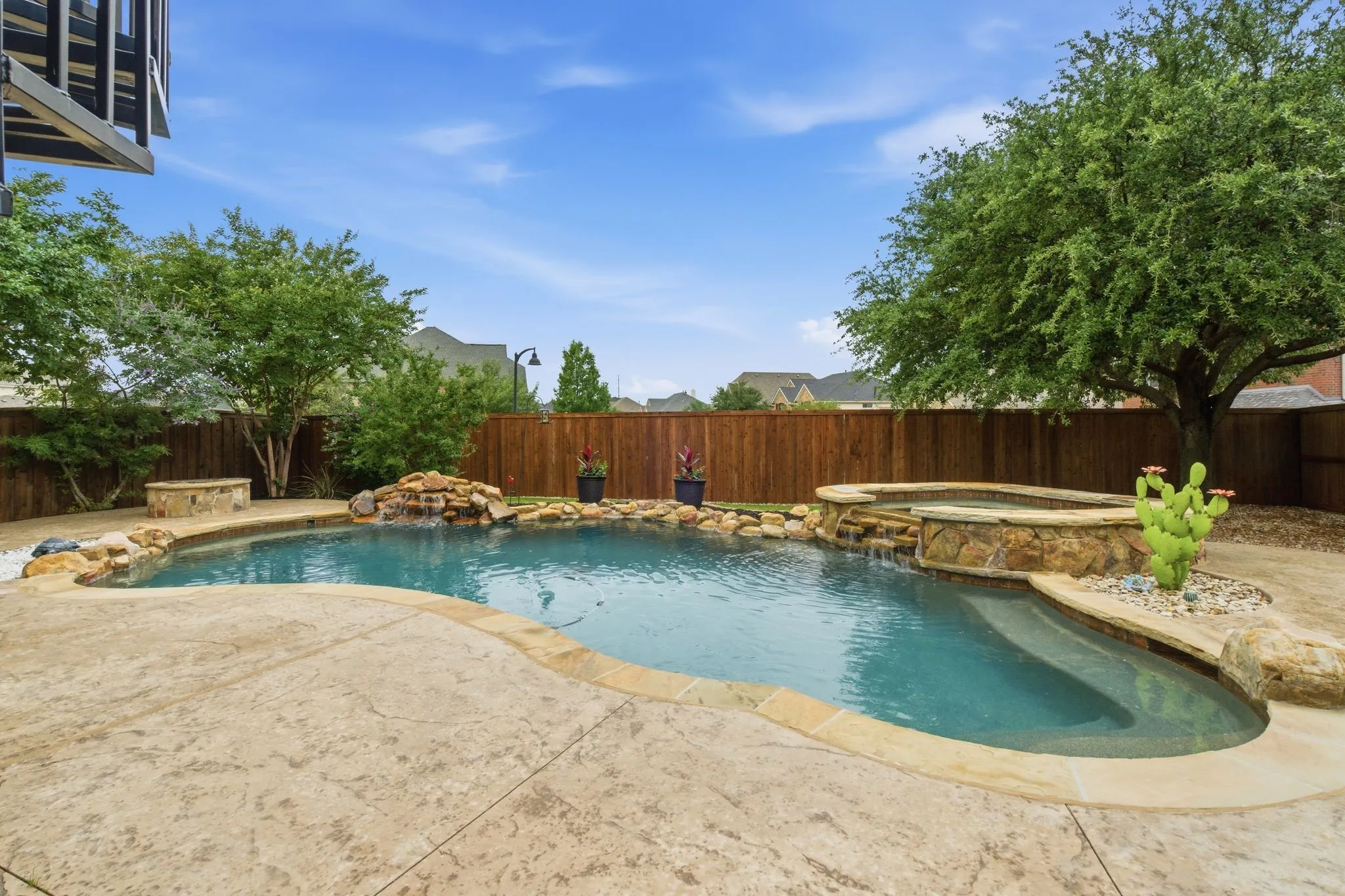 Single Family Residence For Sale in Denton County , 404 Sodbury Court, Roanoke, Texas 76262, 4 Bedrooms, 4 Bathrooms, 2 Garage spaces, 4,205 Sqft, built in 2008, Price $720,000, mls#21267293, Real Estate Agent in Roanoke, Homes For Sale in Denton county, Homes For Sale in Roanoke, Realtor in Roanoke Texas, Real Estate Brokerage Independent Realty Texas, Luminita Cordes Realtor