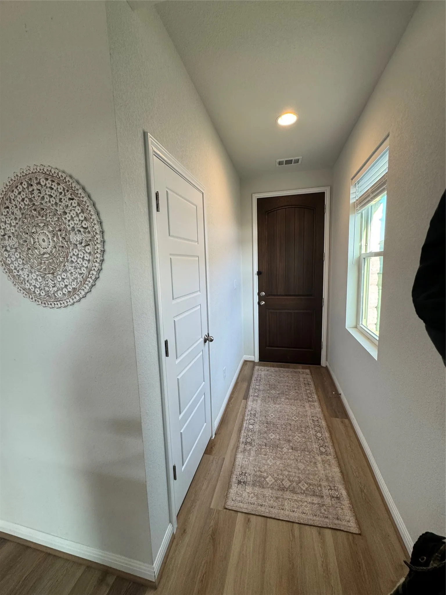 Single Family Residence For Rent in Bastrop County , 302 Cold Spring Loop, Bastrop, Texas 78602, 3 Bedrooms, 2 Bathrooms, 2 Garage spaces, 1,599 Sqft, built in 2021, Price $2,149, mls#21265586, Real Estate Agent in Bastrop, Homes For Rent in Bastrop county, Homes For Rent in Bastrop, Realtor in Bastrop Texas, Real Estate Brokerage Independent Realty Texas, Luminita Cordes Realtor