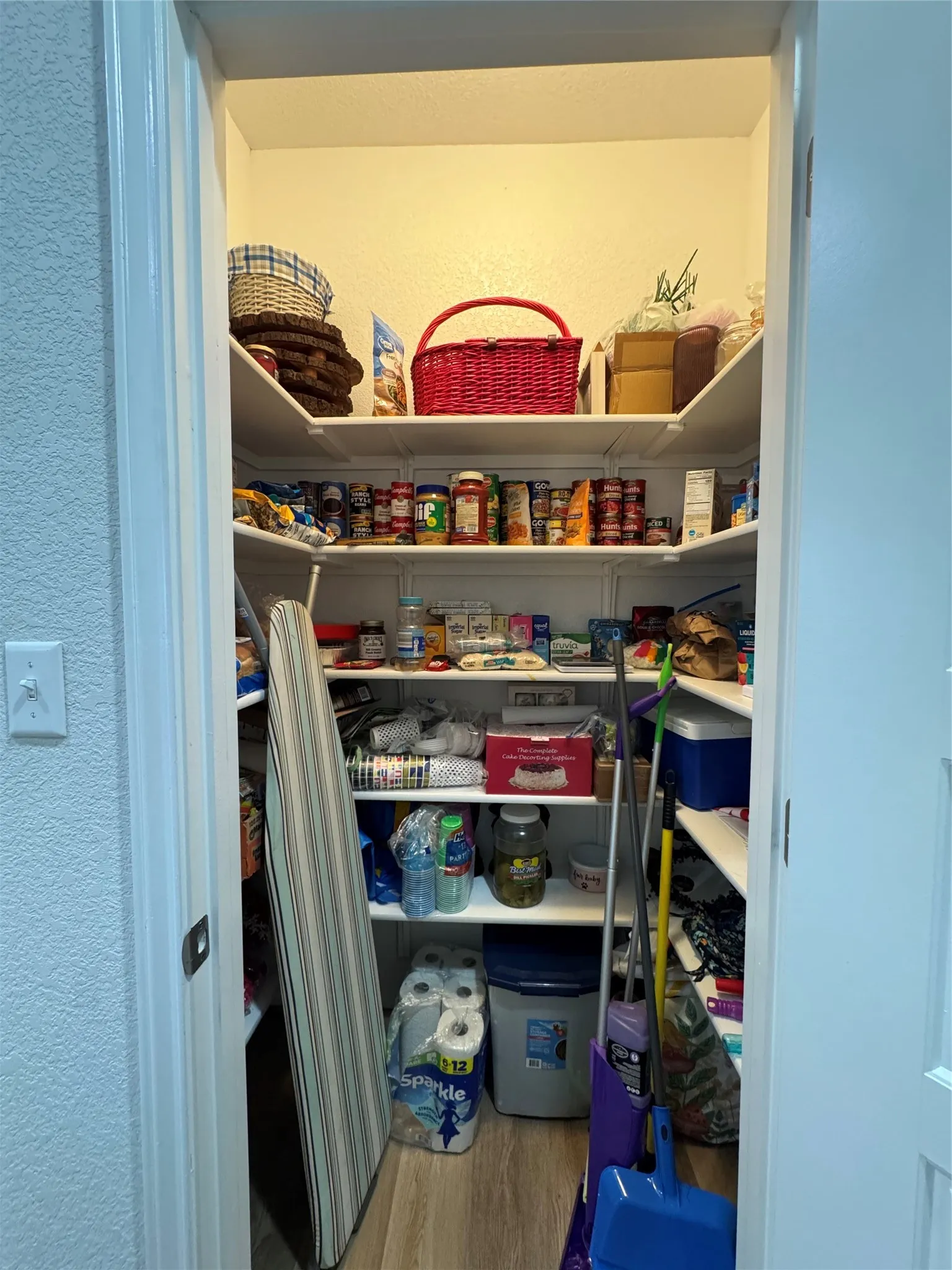 Single Family Residence For Rent in Bastrop County , 302 Cold Spring Loop, Bastrop, Texas 78602, 3 Bedrooms, 2 Bathrooms, 2 Garage spaces, 1,599 Sqft, built in 2021, Price $2,149, mls#21265586, Real Estate Agent in Bastrop, Homes For Rent in Bastrop county, Homes For Rent in Bastrop, Realtor in Bastrop Texas, Real Estate Brokerage Independent Realty Texas, Luminita Cordes Realtor