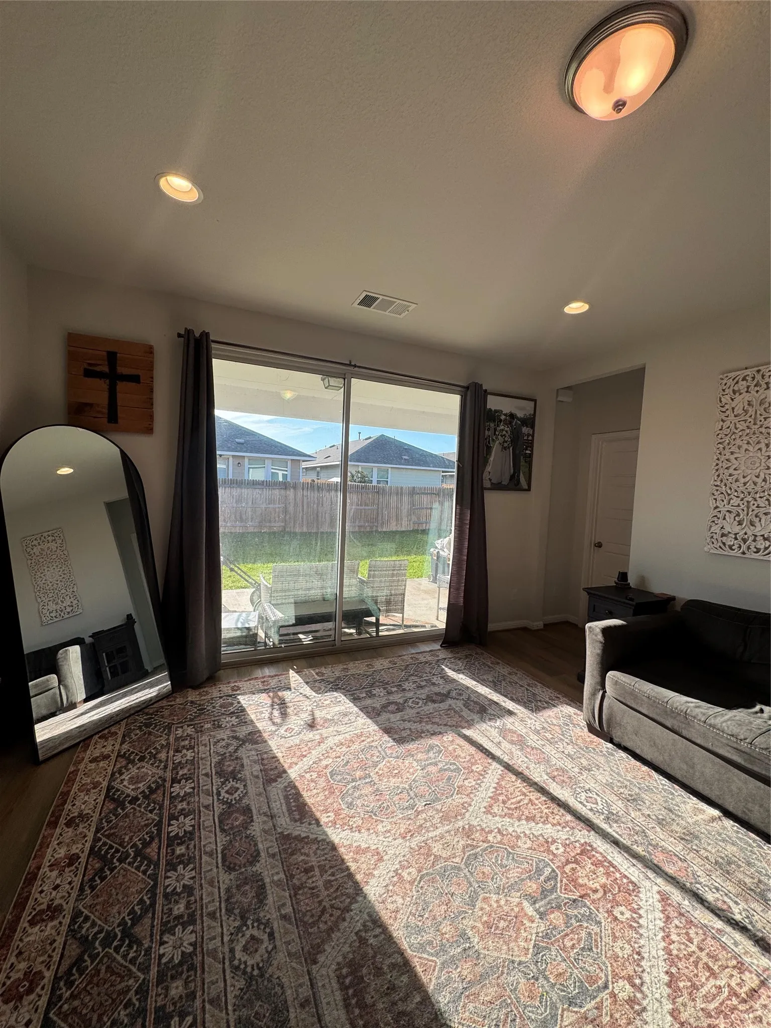 Single Family Residence For Rent in Bastrop County , 302 Cold Spring Loop, Bastrop, Texas 78602, 3 Bedrooms, 2 Bathrooms, 2 Garage spaces, 1,599 Sqft, built in 2021, Price $2,149, mls#21265586, Real Estate Agent in Bastrop, Homes For Rent in Bastrop county, Homes For Rent in Bastrop, Realtor in Bastrop Texas, Real Estate Brokerage Independent Realty Texas, Luminita Cordes Realtor