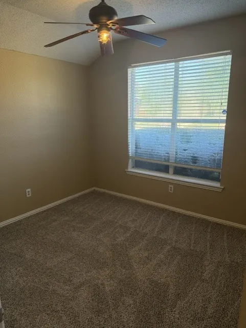 Single Family Residence For Rent in Collin County , 8806 Oakwood Lane, Frisco, Texas 75035, 3 Bedroom, 2 Bathroom, 2 Garage spaces, 1,746 Sqft, built in 1997, mls#21260898, Real Estate Agent in Frisco, Homes For Rent in Collin county, Homes For Rent in Frisco, Realtor in Frisco Texas, Real Estate Brokerage Independent Realty Texas, Luminita Cordes Realtor