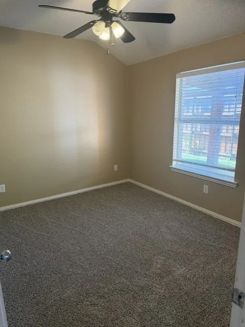Single Family Residence For Rent in Collin County , 8806 Oakwood Lane, Frisco, Texas 75035, 3 Bedroom, 2 Bathroom, 2 Garage spaces, 1,746 Sqft, built in 1997, mls#21260898, Real Estate Agent in Frisco, Homes For Rent in Collin county, Homes For Rent in Frisco, Realtor in Frisco Texas, Real Estate Brokerage Independent Realty Texas, Luminita Cordes Realtor