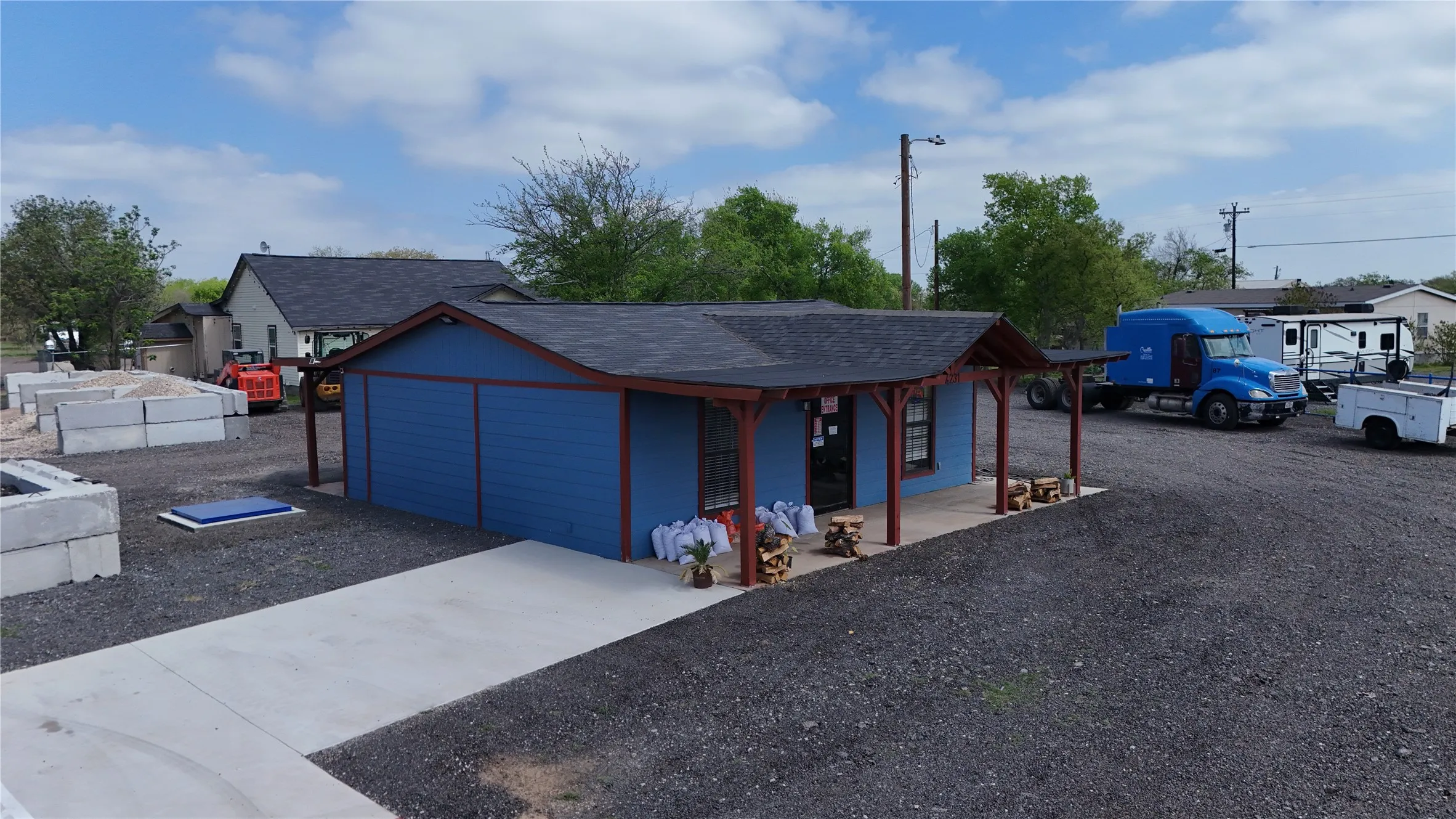 Industrial For Sale in Johnson County , 4231 Highway 67, Keene, Texas 76031, 0, 0, Garage spaces, 2,400 Sqft, built in 1970, mls#21257066, Real Estate Agent in Keene, Homes For Sale in Johnson county, Homes For Sale in Keene, Realtor in Keene Texas, Real Estate Brokerage Independent Realty Texas, Luminita Cordes Realtor