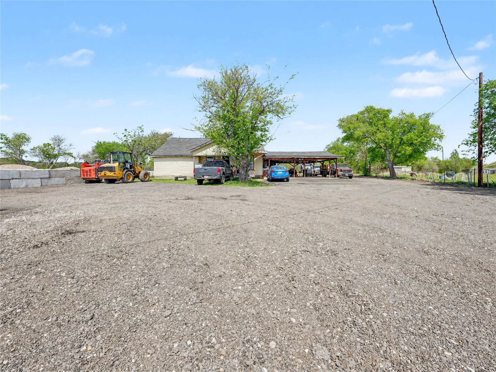 Industrial For Sale in Johnson County , 4231 Highway 67, Keene, Texas 76031, 0, 0, Garage spaces, 2,400 Sqft, built in 1970, mls#21257066, Real Estate Agent in Keene, Homes For Sale in Johnson county, Homes For Sale in Keene, Realtor in Keene Texas, Real Estate Brokerage Independent Realty Texas, Luminita Cordes Realtor