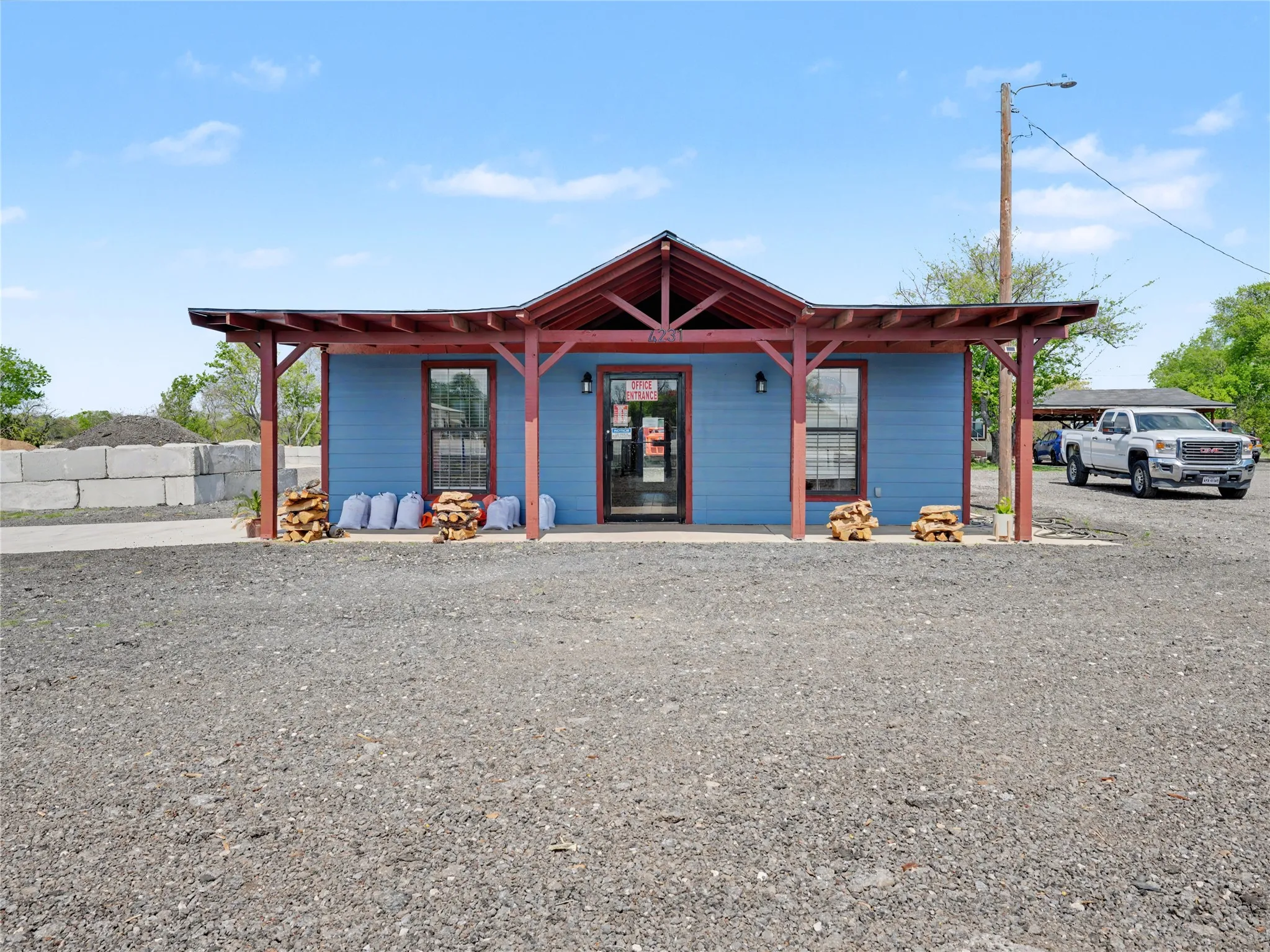 Industrial For Sale in Johnson County , 4231 Highway 67, Keene, Texas 76031, 0, 0, Garage spaces, 2,400 Sqft, built in 1970, mls#21257066, Real Estate Agent in Keene, Homes For Sale in Johnson county, Homes For Sale in Keene, Realtor in Keene Texas, Real Estate Brokerage Independent Realty Texas, Luminita Cordes Realtor