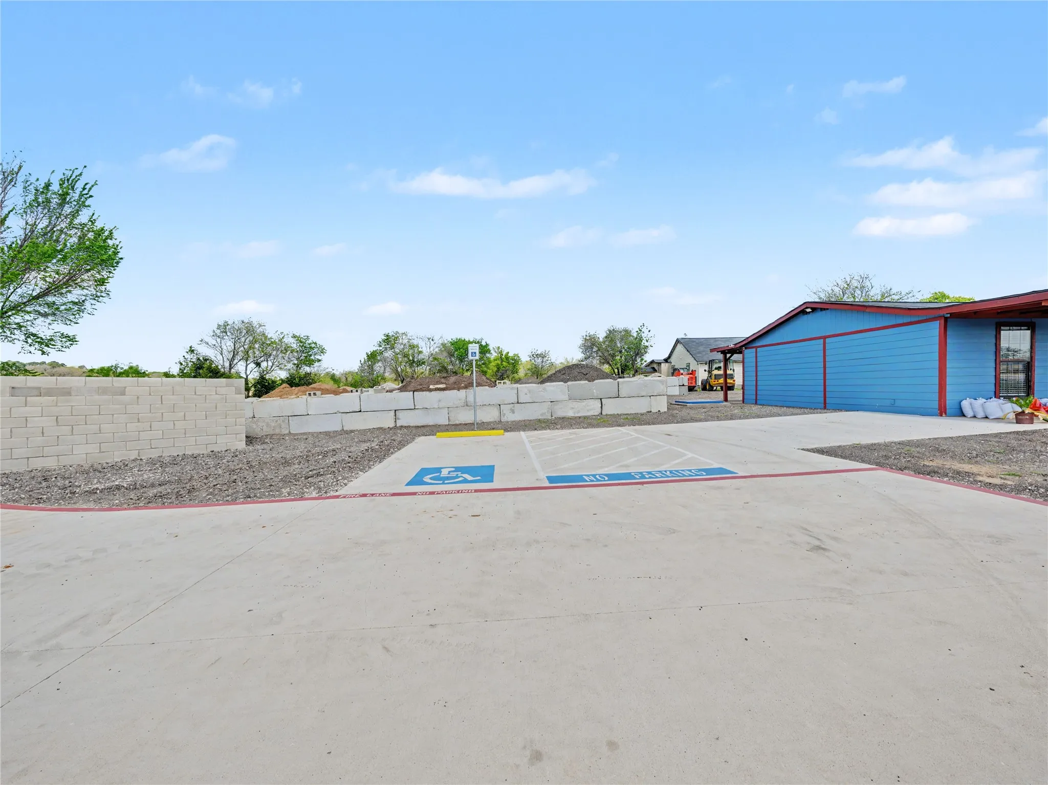 Industrial For Sale in Johnson County , 4231 Highway 67, Keene, Texas 76031, 0, 0, Garage spaces, 2,400 Sqft, built in 1970, mls#21257066, Real Estate Agent in Keene, Homes For Sale in Johnson county, Homes For Sale in Keene, Realtor in Keene Texas, Real Estate Brokerage Independent Realty Texas, Luminita Cordes Realtor