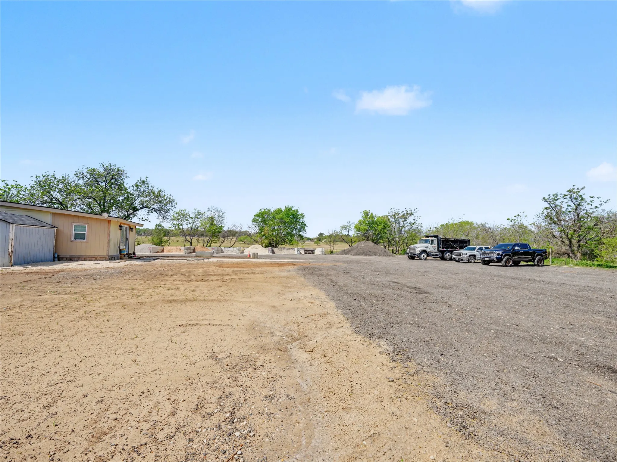 Industrial For Sale in Johnson County , 4231 Highway 67, Keene, Texas 76031, 0, 0, Garage spaces, 2,400 Sqft, built in 1970, mls#21257066, Real Estate Agent in Keene, Homes For Sale in Johnson county, Homes For Sale in Keene, Realtor in Keene Texas, Real Estate Brokerage Independent Realty Texas, Luminita Cordes Realtor