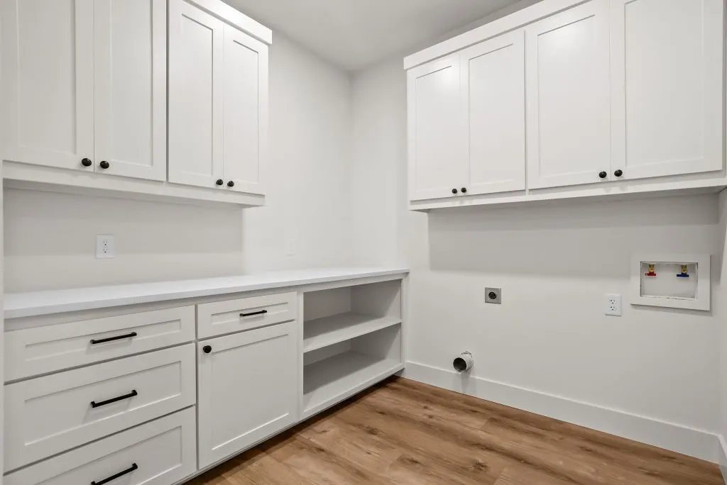 Single Family Residence For Sale in Parker County , 223 Gopher Road, Weatherford, Texas 76088, 3 Bedroom, 3 Bathroom, 2 Garage spaces, 2,553 Sqft, built in 2026, mls#21267623, Real Estate Agent in Weatherford, Homes For Sale in Parker county, Homes For Sale in Weatherford, Realtor in Weatherford Texas, Real Estate Brokerage Independent Realty Texas, Luminita Cordes Realtor