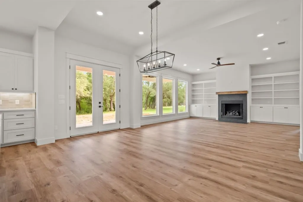 Single Family Residence For Sale in Parker County , 223 Gopher Road, Weatherford, Texas 76088, 3 Bedroom, 3 Bathroom, 2 Garage spaces, 2,553 Sqft, built in 2026, mls#21267623, Real Estate Agent in Weatherford, Homes For Sale in Parker county, Homes For Sale in Weatherford, Realtor in Weatherford Texas, Real Estate Brokerage Independent Realty Texas, Luminita Cordes Realtor