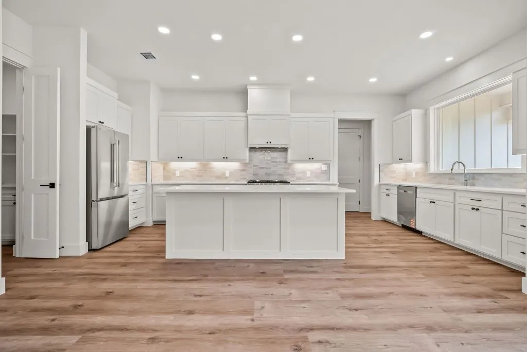 Single Family Residence For Sale in Parker County , 223 Gopher Road, Weatherford, Texas 76088, 3 Bedroom, 3 Bathroom, 2 Garage spaces, 2,553 Sqft, built in 2026, mls#21267623, Real Estate Agent in Weatherford, Homes For Sale in Parker county, Homes For Sale in Weatherford, Realtor in Weatherford Texas, Real Estate Brokerage Independent Realty Texas, Luminita Cordes Realtor