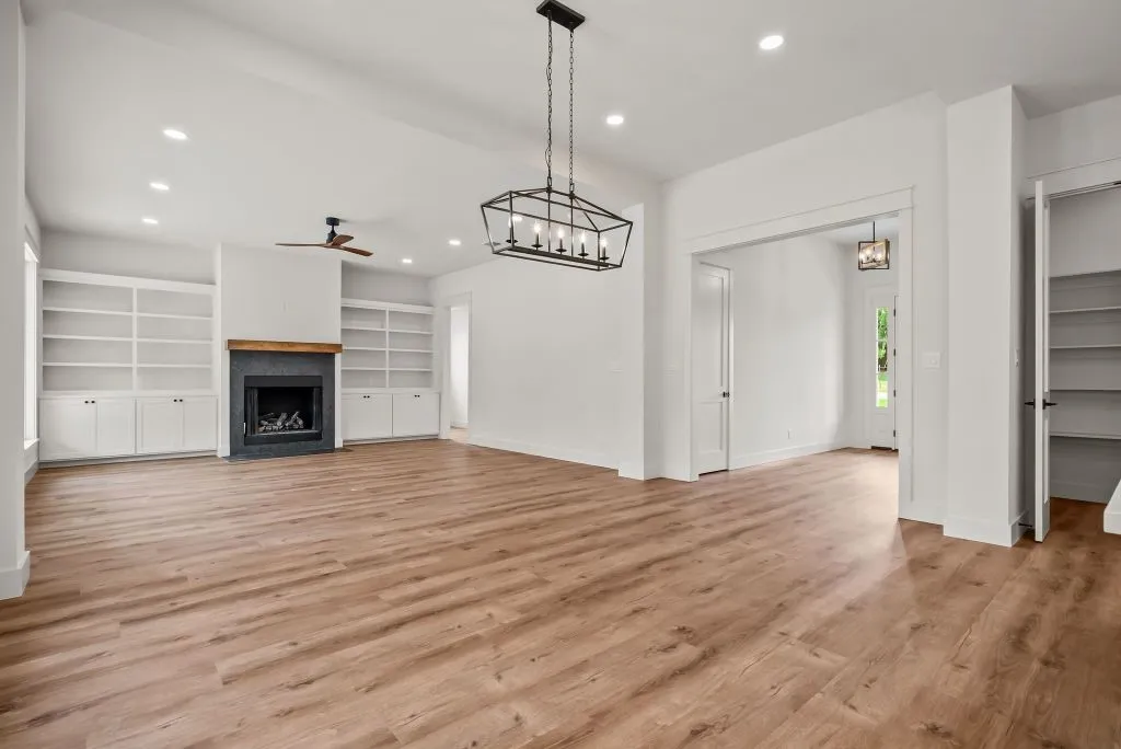 Single Family Residence For Sale in Parker County , 223 Gopher Road, Weatherford, Texas 76088, 3 Bedroom, 3 Bathroom, 2 Garage spaces, 2,553 Sqft, built in 2026, mls#21267623, Real Estate Agent in Weatherford, Homes For Sale in Parker county, Homes For Sale in Weatherford, Realtor in Weatherford Texas, Real Estate Brokerage Independent Realty Texas, Luminita Cordes Realtor