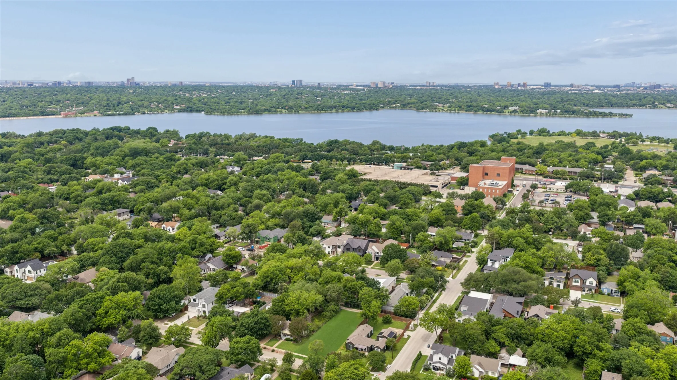 Improved Land For Sale in Dallas County , 8819 Redondo Drive, Dallas, Texas 75218, 0, 0, Garage spaces, 0 Sqft, built in 0, Price $619,000, mls#21266999, Real Estate Agent in Dallas, Homes For Sale in Dallas county, Homes For Sale in Dallas, Realtor in Dallas Texas, Real Estate Brokerage Independent Realty Texas, Luminita Cordes Realtor