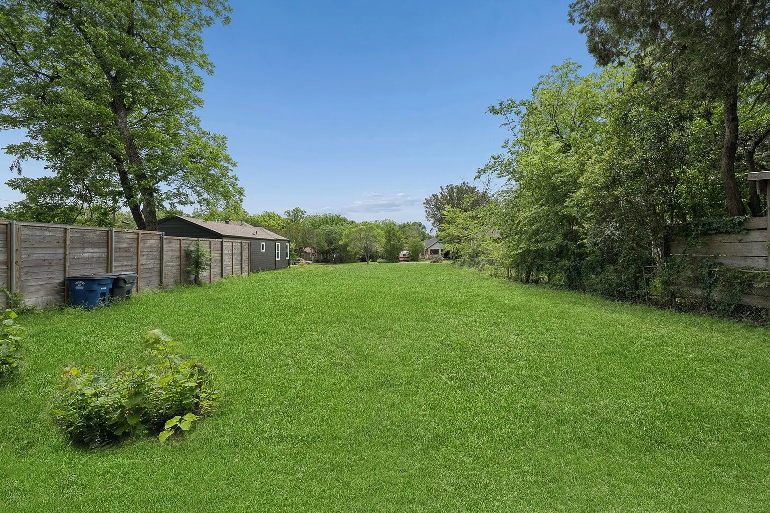 Improved Land For Sale in Dallas County , 8819 Redondo Drive, Dallas, Texas 75218, 0, 0, Garage spaces, 0 Sqft, built in 0, Price $619,000, mls#21266999, Real Estate Agent in Dallas, Homes For Sale in Dallas county, Homes For Sale in Dallas, Realtor in Dallas Texas, Real Estate Brokerage Independent Realty Texas, Luminita Cordes Realtor