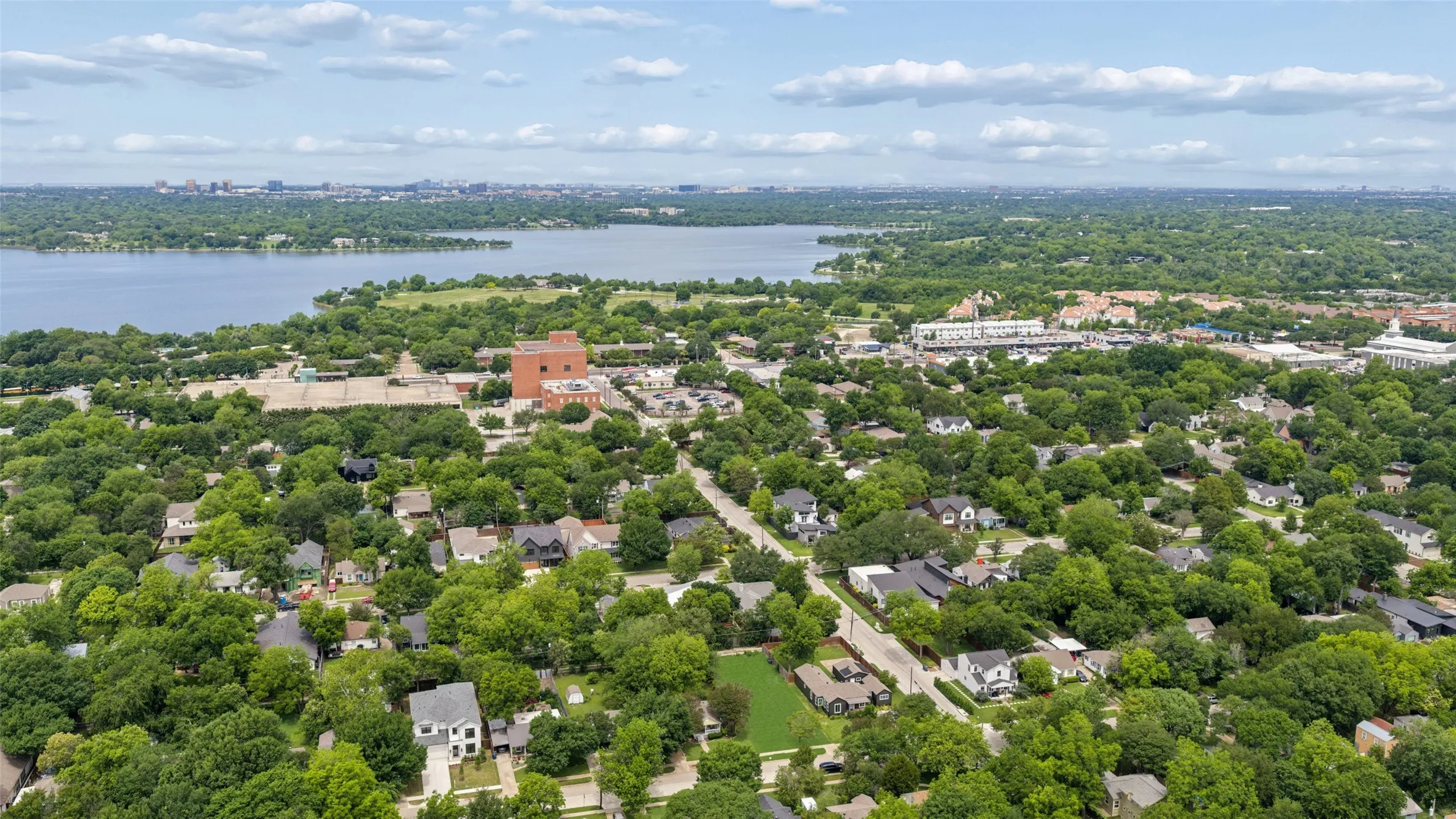 Improved Land For Sale in Dallas County , 8819 Redondo Drive, Dallas, Texas 75218, 0, 0, Garage spaces, 0 Sqft, built in 0, Price $619,000, mls#21266999, Real Estate Agent in Dallas, Homes For Sale in Dallas county, Homes For Sale in Dallas, Realtor in Dallas Texas, Real Estate Brokerage Independent Realty Texas, Luminita Cordes Realtor