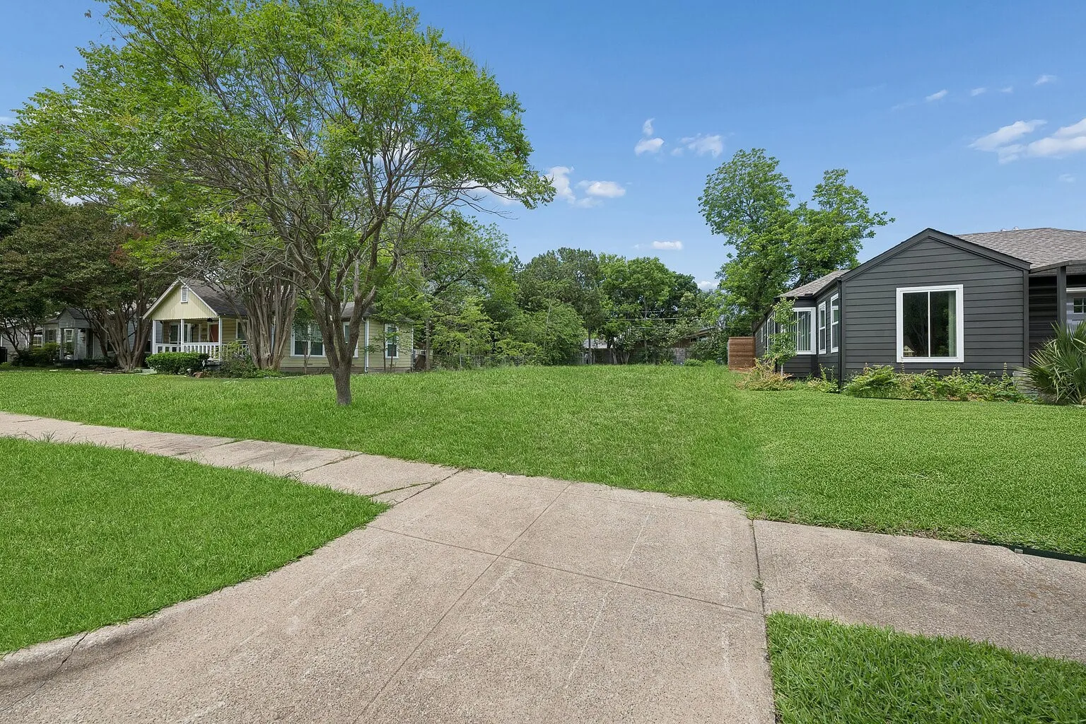 Improved Land For Sale in Dallas County , 8819 Redondo Drive, Dallas, Texas 75218, 0, 0, Garage spaces, 0 Sqft, built in 0, Price $619,000, mls#21266999, Real Estate Agent in Dallas, Homes For Sale in Dallas county, Homes For Sale in Dallas, Realtor in Dallas Texas, Real Estate Brokerage Independent Realty Texas, Luminita Cordes Realtor