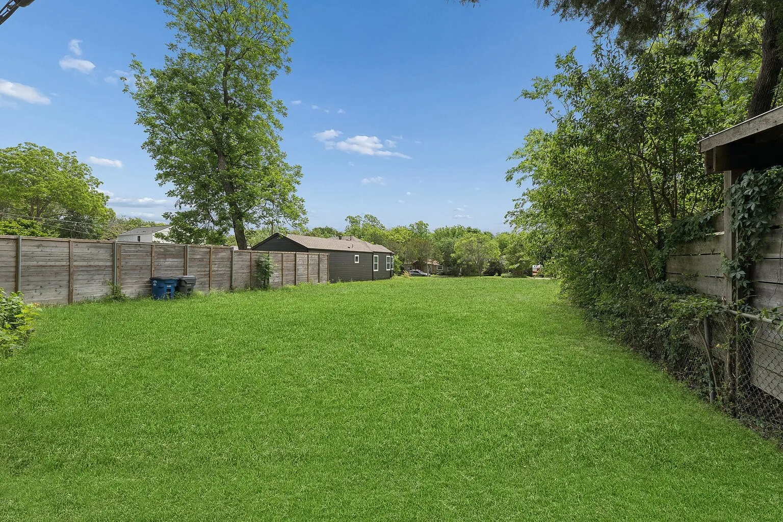 Improved Land For Sale in Dallas County , 8819 Redondo Drive, Dallas, Texas 75218, 0, 0, Garage spaces, 0 Sqft, built in 0, Price $619,000, mls#21266999, Real Estate Agent in Dallas, Homes For Sale in Dallas county, Homes For Sale in Dallas, Realtor in Dallas Texas, Real Estate Brokerage Independent Realty Texas, Luminita Cordes Realtor
