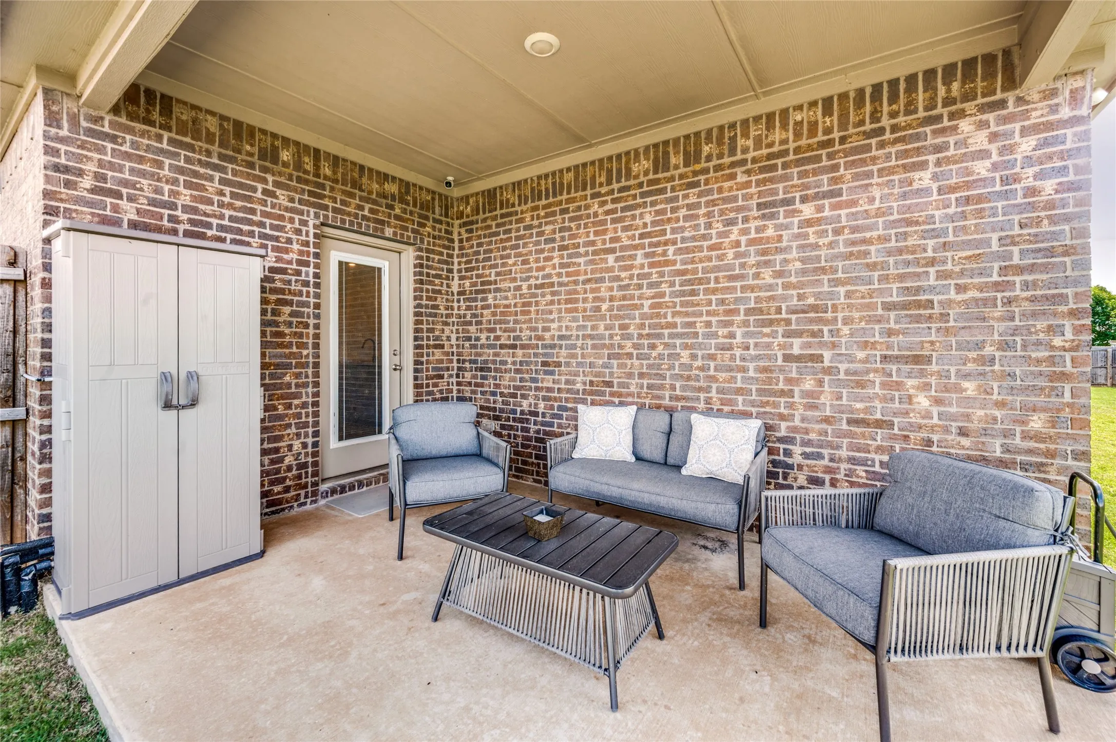Single Family Residence For Sale in Denton County , 11316 Bullion Way, Aubrey, Texas 76227, 3 Bedroom, 2 Bathroom, 2 Garage spaces, 1,791 Sqft, built in 2019, mls#21266391, Real Estate Agent in Aubrey, Homes For Sale in Denton county, Homes For Sale in Aubrey, Realtor in Aubrey Texas, Real Estate Brokerage Independent Realty Texas, Luminita Cordes Realtor