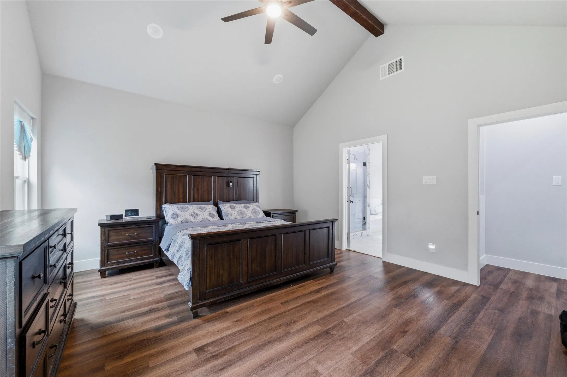 Single Family Residence For Sale in Johnson County , 203 Pioneer Drive, Keene, Texas 76059, 5 Bedroom, 2 Bathroom, 2 Garage spaces, 2,314 Sqft, built in 2022, Price $395,000, mls#21262643, Real Estate Agent in Keene, Homes For Sale in Johnson county, Homes For Sale in Keene, Realtor in Keene Texas, Real Estate Brokerage Independent Realty Texas, Luminita Cordes Realtor