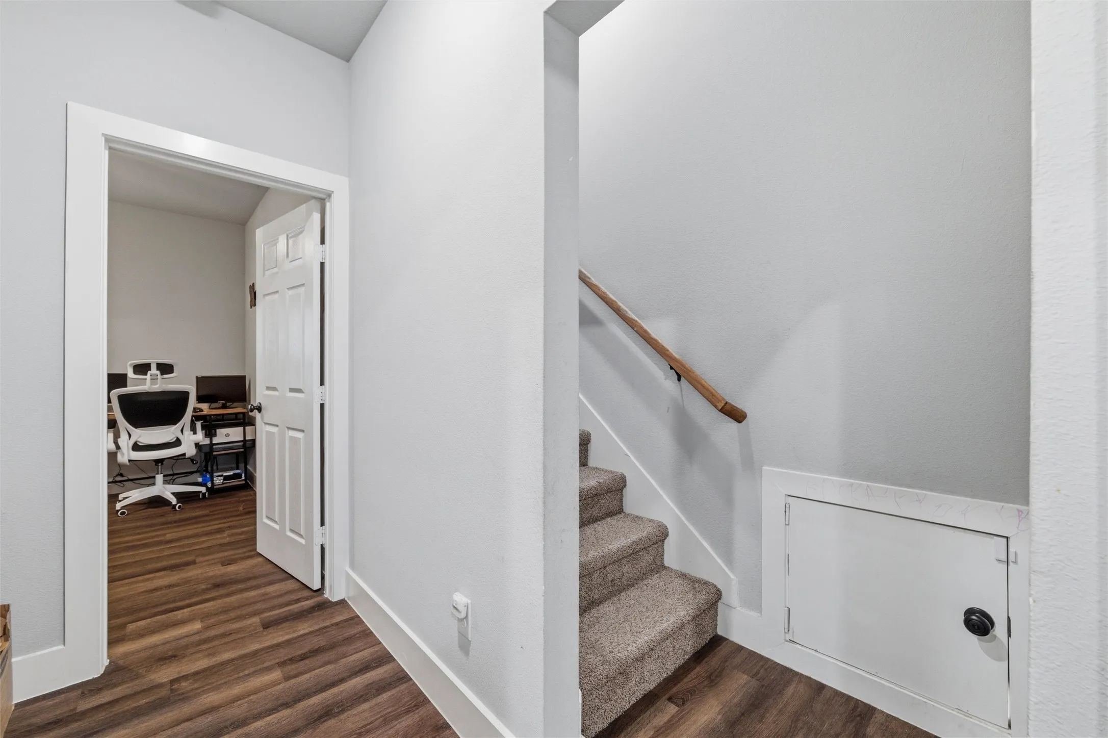 Single Family Residence For Sale in Johnson County , 203 Pioneer Drive, Keene, Texas 76059, 5 Bedroom, 2 Bathroom, 2 Garage spaces, 2,314 Sqft, built in 2022, Price $395,000, mls#21262643, Real Estate Agent in Keene, Homes For Sale in Johnson county, Homes For Sale in Keene, Realtor in Keene Texas, Real Estate Brokerage Independent Realty Texas, Luminita Cordes Realtor