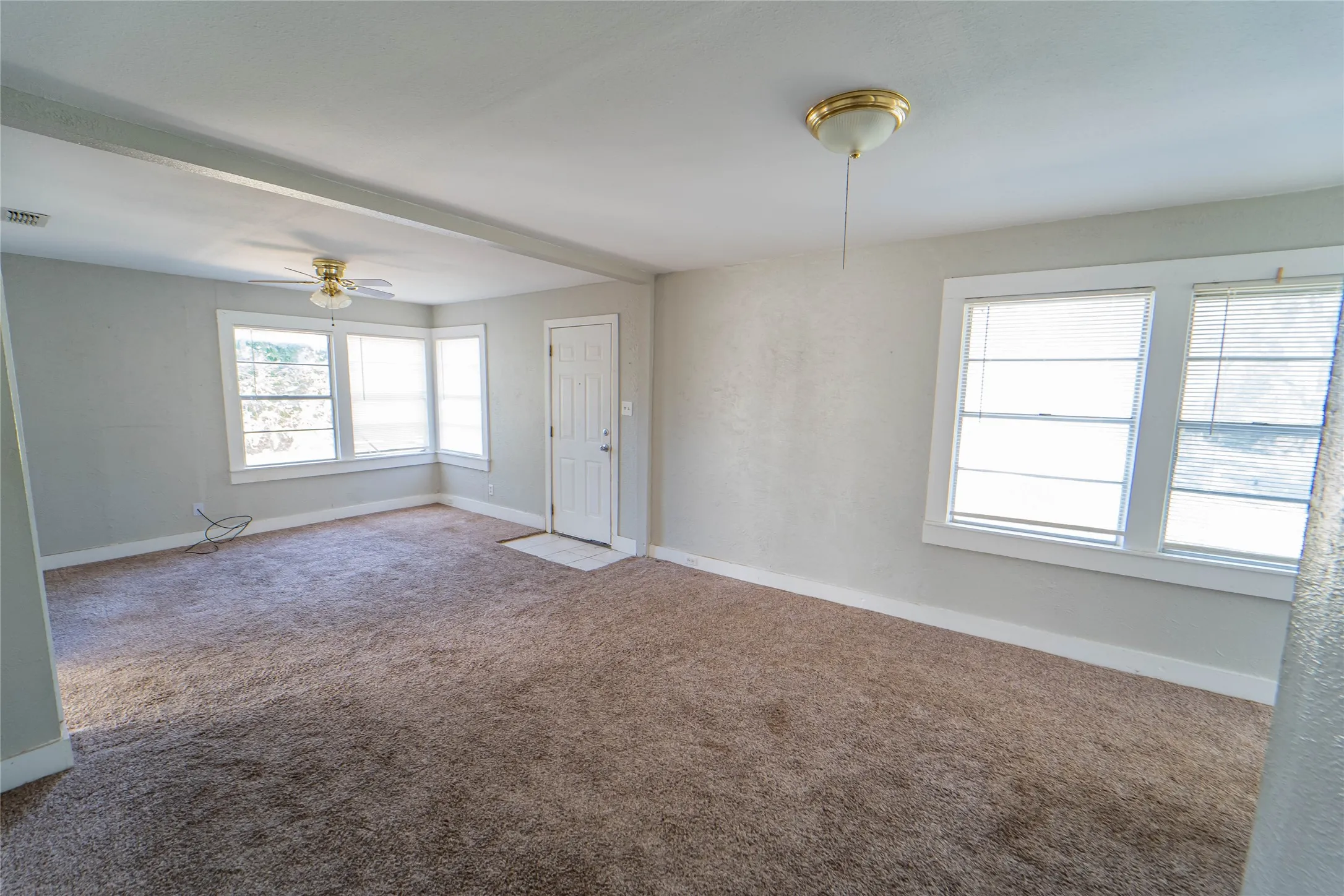 Single Family Residence For Sale in Stephens County , 304 N Geneva Street, Breckenridge, Texas 76424, 2 Bedroom, 1 Bathroom, 2 Garage spaces, 950 Sqft, built in 1930, mls#21267841, Real Estate Agent in Breckenridge, Homes For Sale in Stephens county, Homes For Sale in Breckenridge, Realtor in Breckenridge Texas, Real Estate Brokerage Independent Realty Texas, Luminita Cordes Realtor