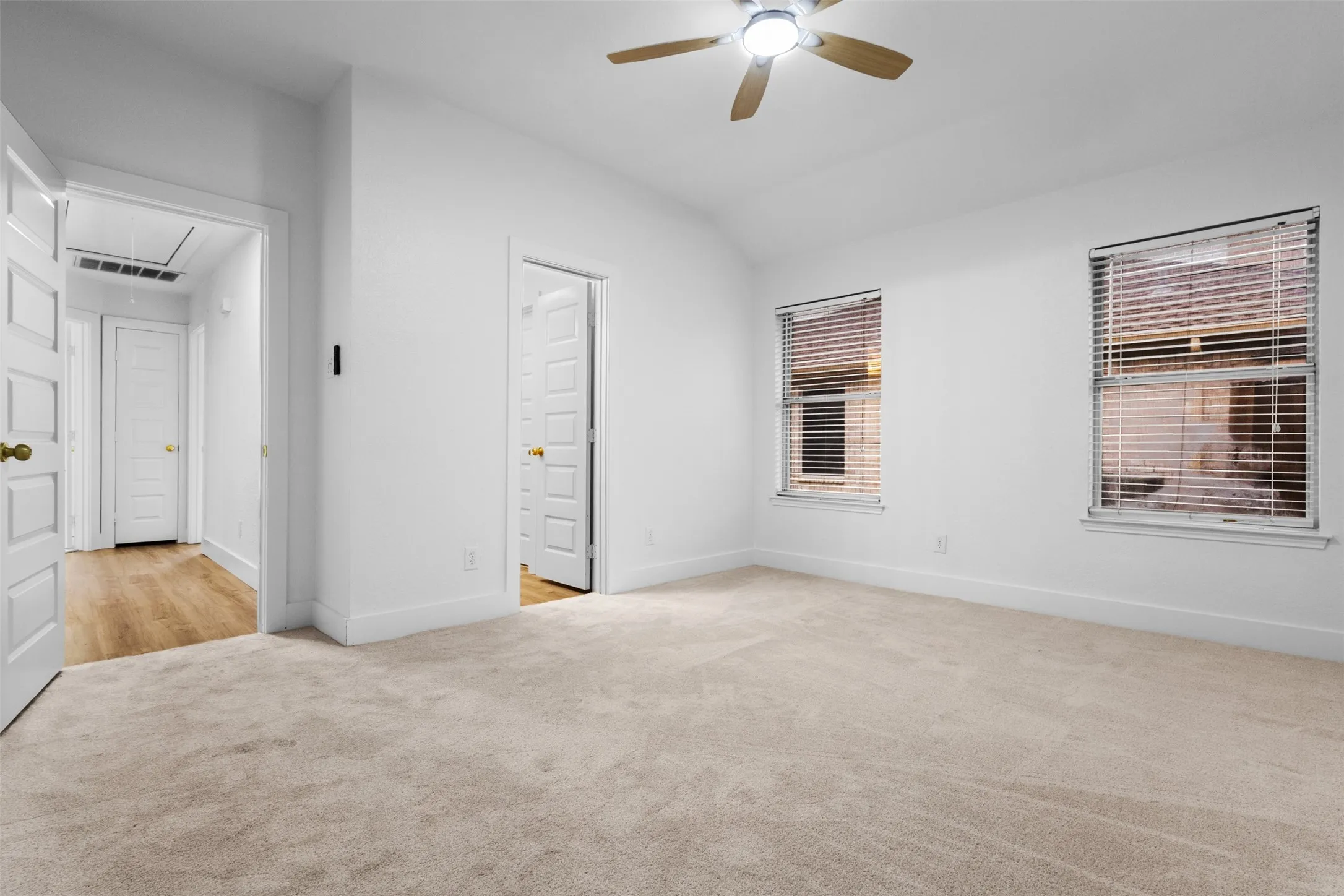 Single Family Residence For Sale in Dallas County , 7205 Airline Drive, Rowlett, Texas 75089, 3 Bedroom, 2 Bathroom, 2 Garage spaces, 1,332 Sqft, built in 1998, Price $320,000, mls#21267909, Real Estate Agent in Rowlett, Homes For Sale in Dallas county, Homes For Sale in Rowlett, Realtor in Rowlett Texas, Real Estate Brokerage Independent Realty Texas, Luminita Cordes Realtor
