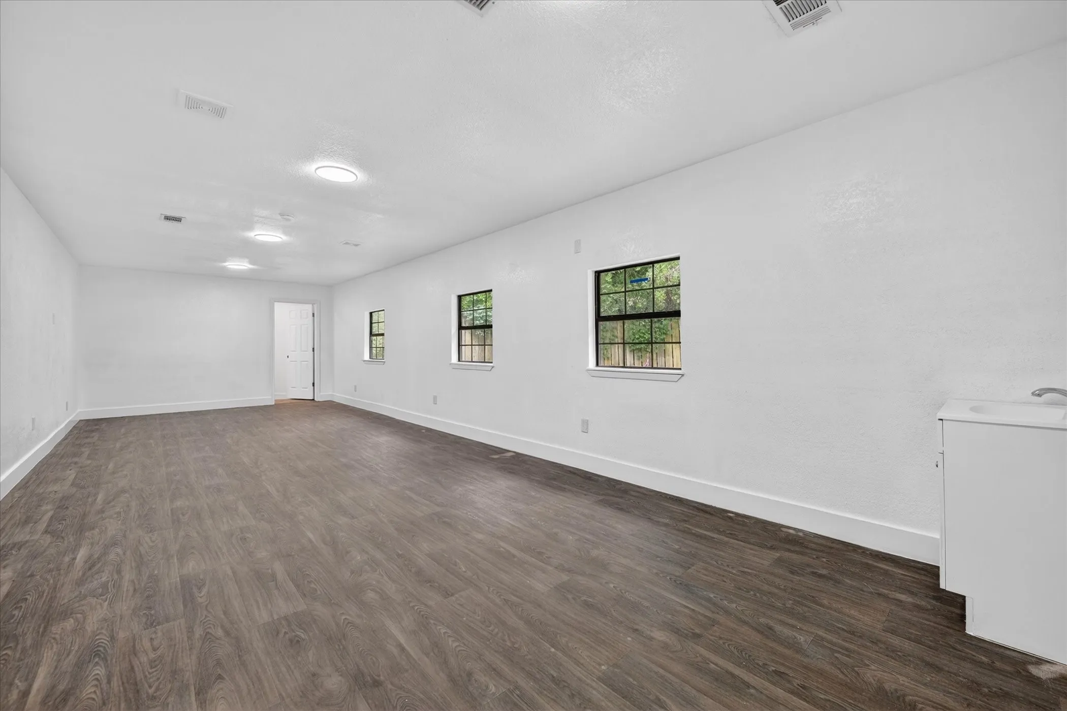 Office For Sale in Parker County , 936 E Highway 199, Springtown, Texas 76082, 0, 0, Garage spaces, 0 Sqft, built in 1989, Price $695,000, mls#21267930, Real Estate Agent in Springtown, Homes For Sale in Parker county, Homes For Sale in Springtown, Realtor in Springtown Texas, Real Estate Brokerage Independent Realty Texas, Luminita Cordes Realtor