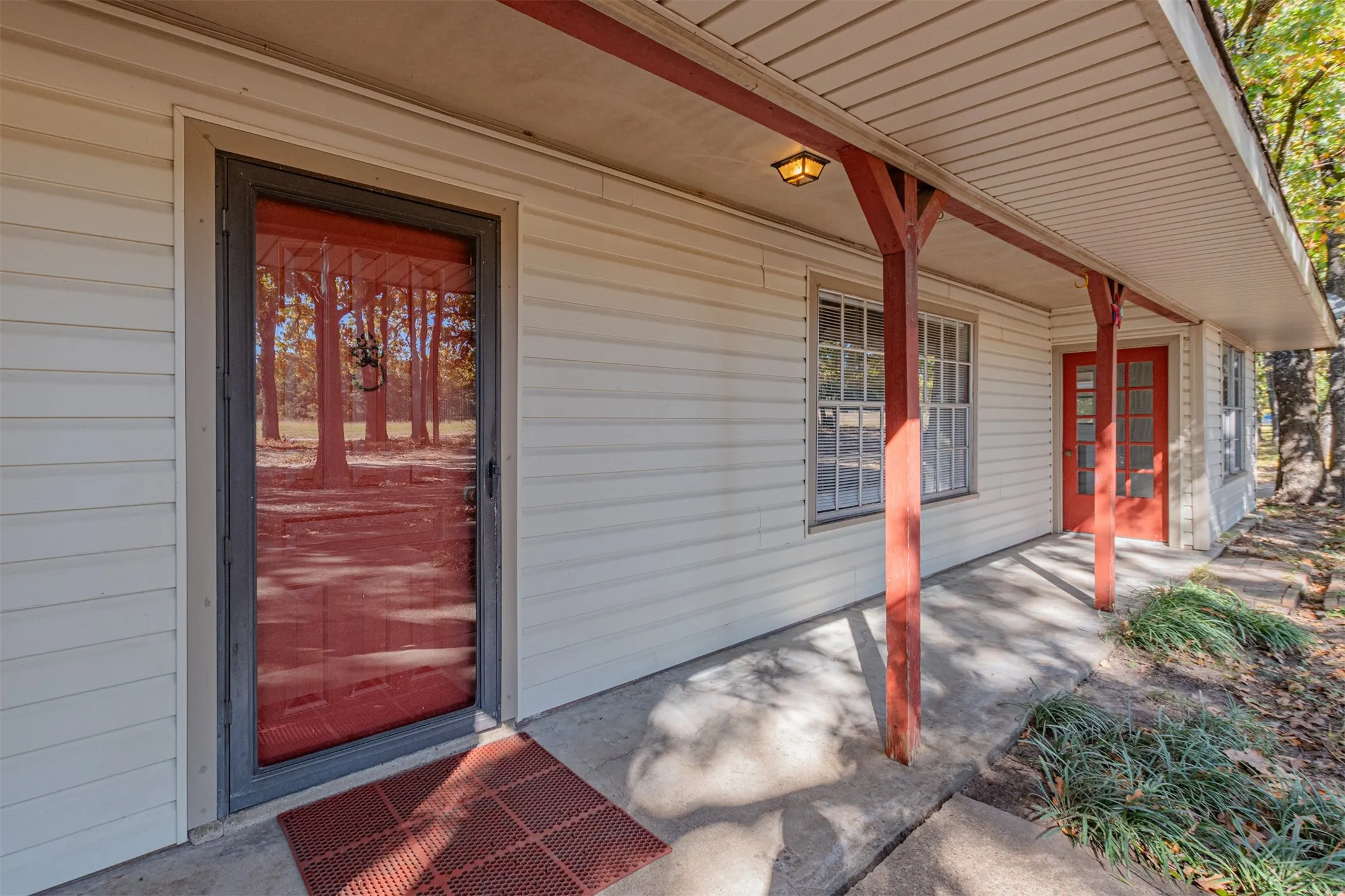 Single Family Residence For Sale in Delta County , 776 County Road 1080, Cooper, Texas 75432, 3 Bedroom, 1 Bathroom, Garage spaces, 1,683 Sqft, built in 1973, mls#21267969, Real Estate Agent in Cooper, Homes For Sale in Delta county, Homes For Sale in Cooper, Realtor in Cooper Texas, Real Estate Brokerage Independent Realty Texas, Luminita Cordes Realtor