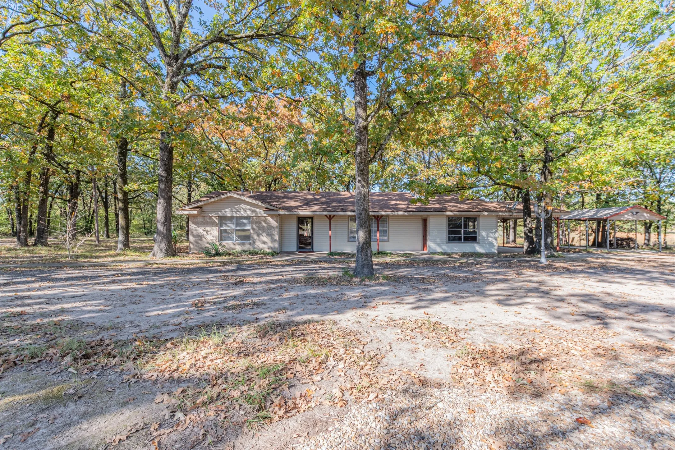 Single Family Residence For Sale in Delta County , 776 County Road 1080, Cooper, Texas 75432, 3 Bedroom, 1 Bathroom, Garage spaces, 1,683 Sqft, built in 1973, mls#21267969, Real Estate Agent in Cooper, Homes For Sale in Delta county, Homes For Sale in Cooper, Realtor in Cooper Texas, Real Estate Brokerage Independent Realty Texas, Luminita Cordes Realtor