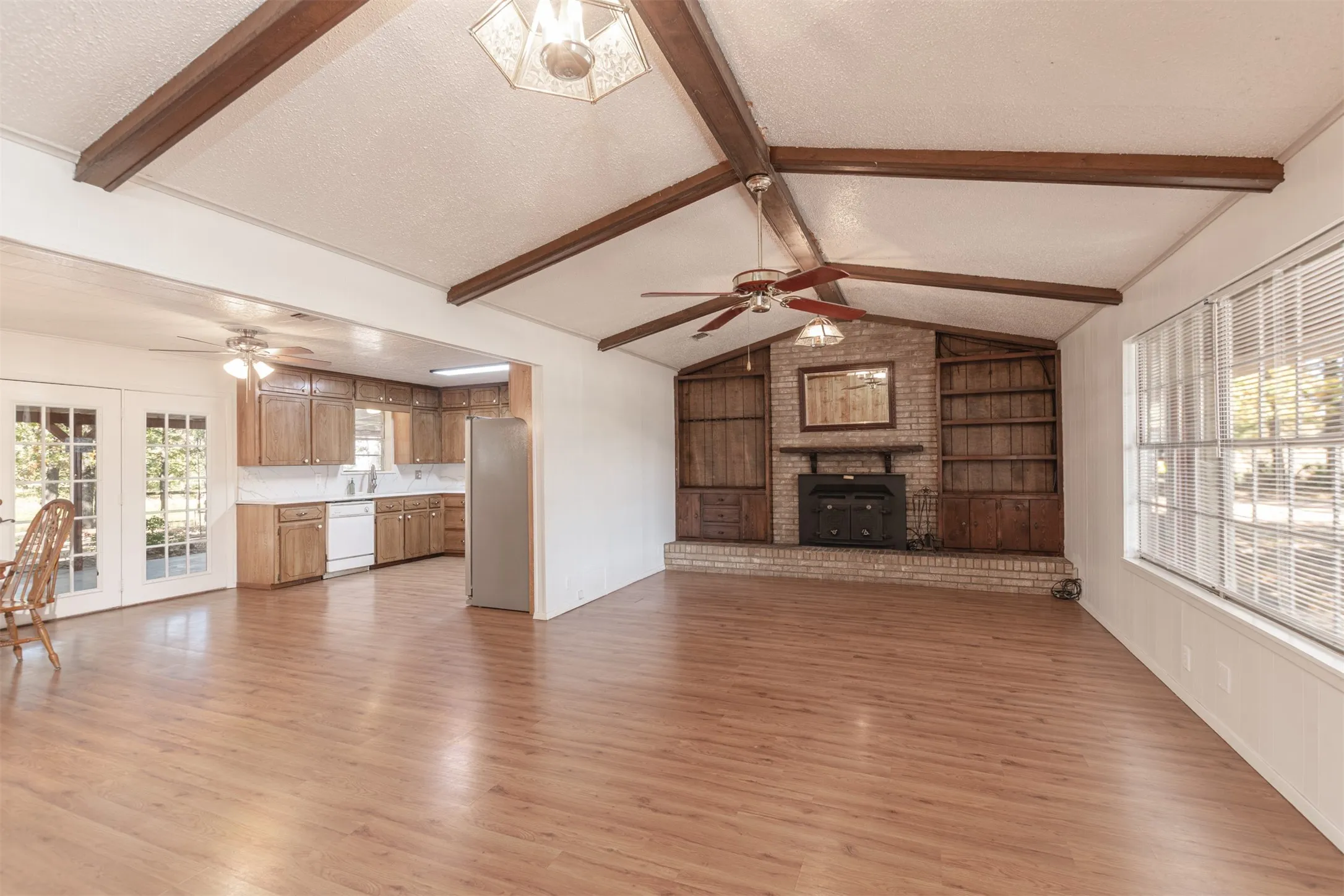 Single Family Residence For Sale in Delta County , 776 County Road 1080, Cooper, Texas 75432, 3 Bedroom, 1 Bathroom, Garage spaces, 1,683 Sqft, built in 1973, mls#21267969, Real Estate Agent in Cooper, Homes For Sale in Delta county, Homes For Sale in Cooper, Realtor in Cooper Texas, Real Estate Brokerage Independent Realty Texas, Luminita Cordes Realtor