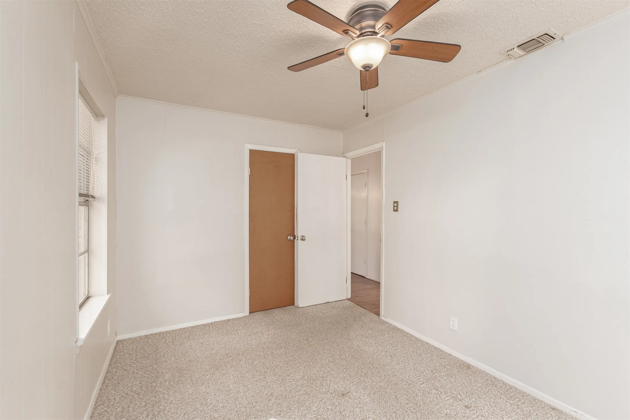 Single Family Residence For Sale in Delta County , 776 County Road 1080, Cooper, Texas 75432, 3 Bedroom, 1 Bathroom, Garage spaces, 1,683 Sqft, built in 1973, mls#21267969, Real Estate Agent in Cooper, Homes For Sale in Delta county, Homes For Sale in Cooper, Realtor in Cooper Texas, Real Estate Brokerage Independent Realty Texas, Luminita Cordes Realtor