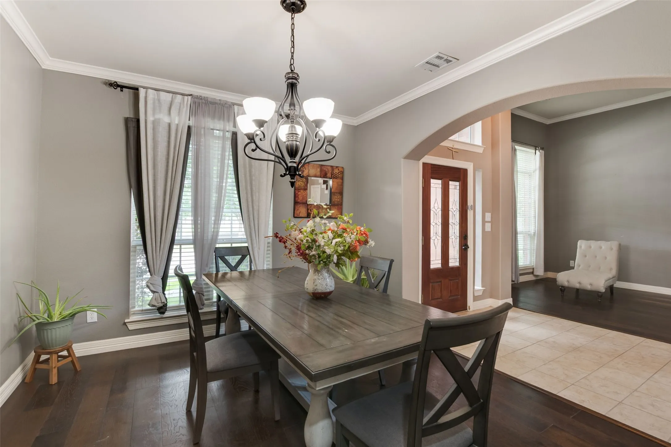 Single Family Residence For Sale in Denton County , 11202 Monarch Drive, Frisco, Texas 75033, 4 Bedroom, 3 Bathroom, 2 Garage spaces, 3,074 Sqft, built in 2005, mls#21265882, Real Estate Agent in Frisco, Homes For Sale in Denton county, Homes For Sale in Frisco, Realtor in Frisco Texas, Real Estate Brokerage Independent Realty Texas, Luminita Cordes Realtor
